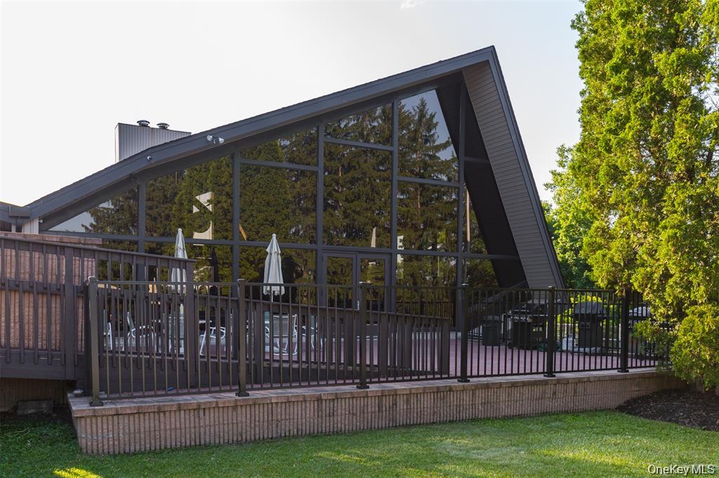 #19 photo, 2202 Mulberry Court, Poughkeepsie , NY 12603