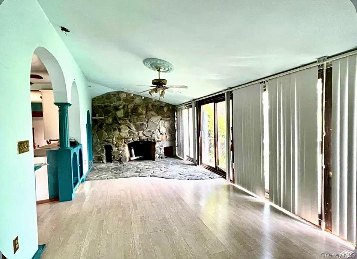 #3 photo, 159 E Dorsey Lane, Poughkeepsie , NY 12601