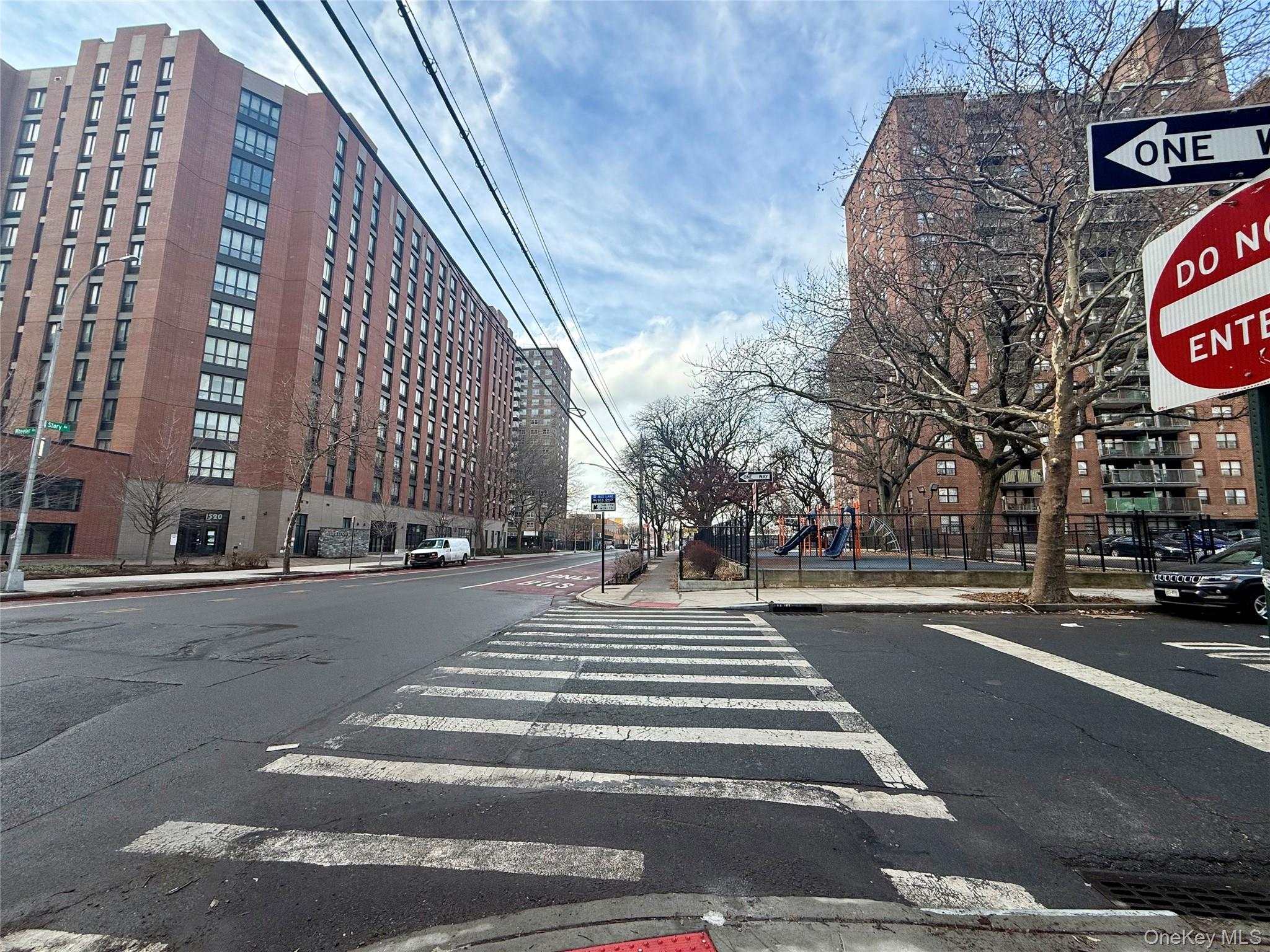 #11 photo, 918 Wheeler Avenue, Bronx , NY 10473