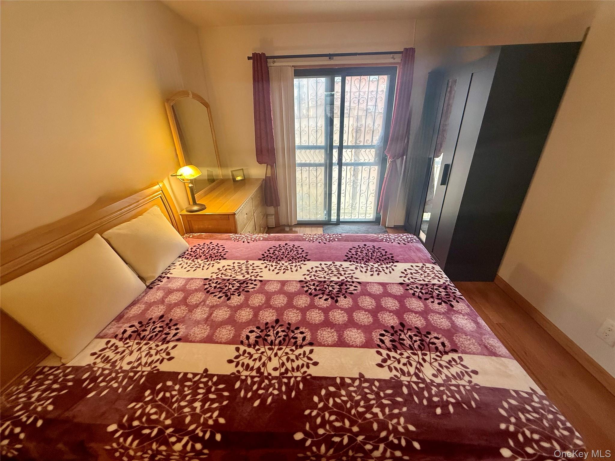 #9 photo, 918 Wheeler Avenue, برونكس Bronx , NY 10473