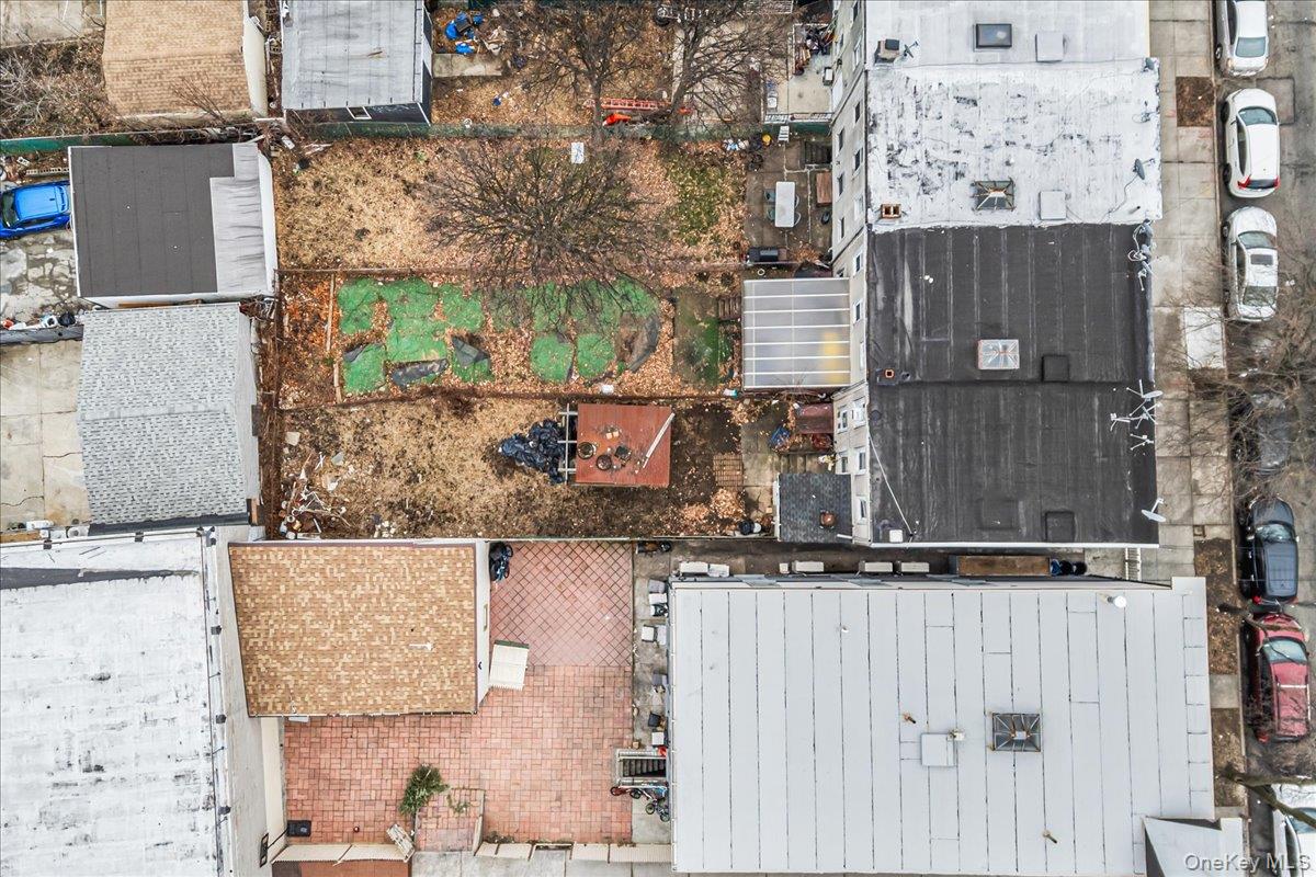 #2 photo, 8921 129th Street, Richmond Hill , NY 11418