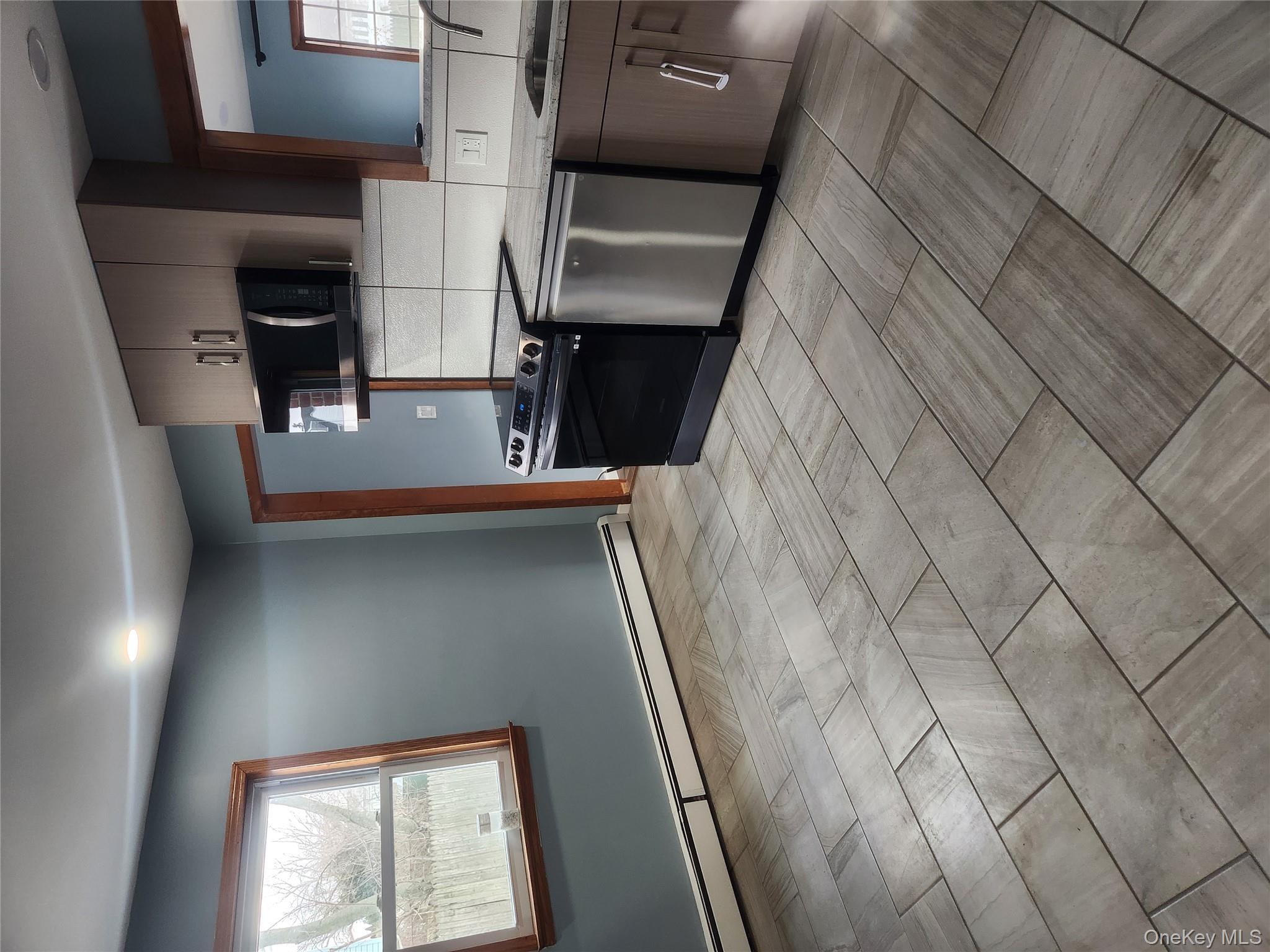 #2 photo, 154 Fallwood Parkway, Farmingdale , NY 11735