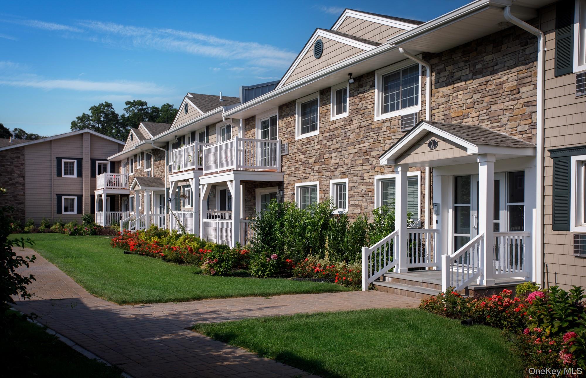 #10 photo, 27 Williams Boulevard, Lake Grove , NY 11755