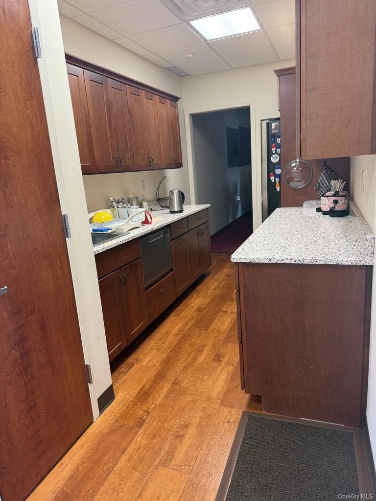 #10 photo, 675 Broadway, Massapequa , NY 11758