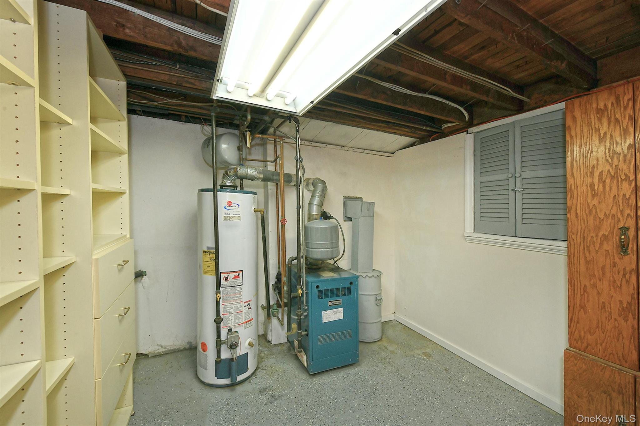 #19 photo, 481 Leonard Boulevard, New Hyde Park , NY 11040