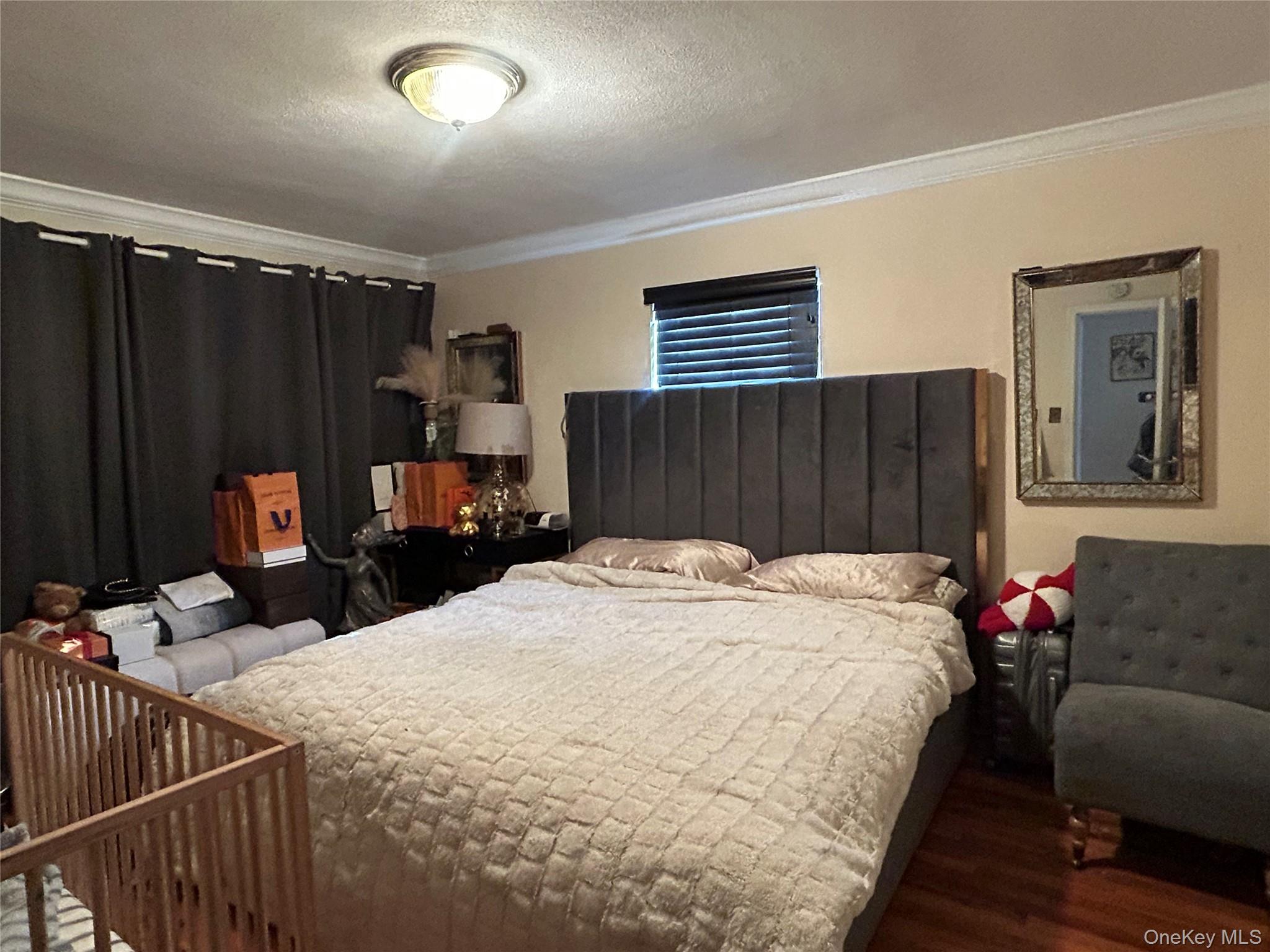 #15 photo, 17 Molyneaux Road, Valley Stream , NY 11580