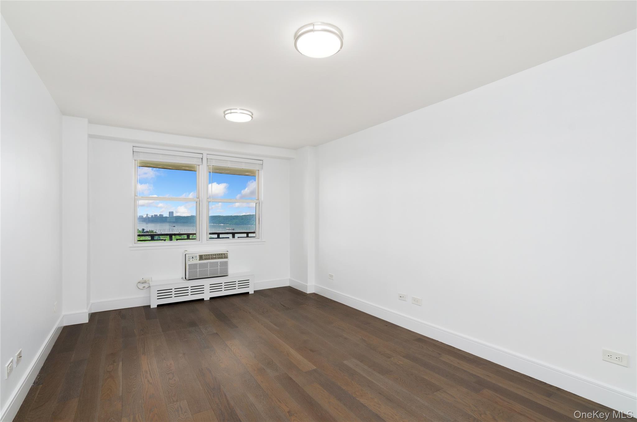 #11 photo, 5700 Arlington Avenue, 布朗士 Bronx , NY 10471