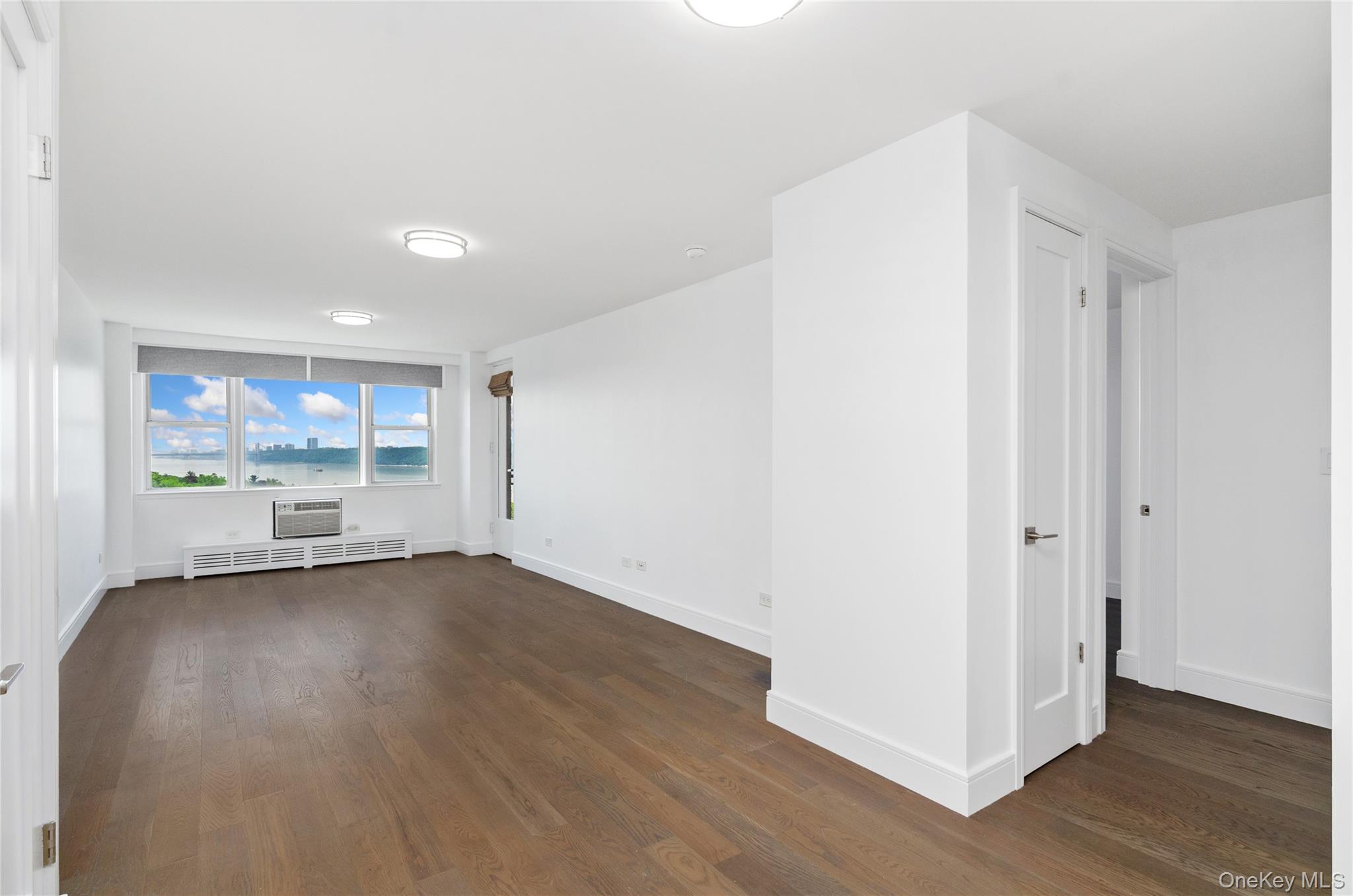 #6 photo, 5700 Arlington Avenue, 布朗士 Bronx , NY 10471