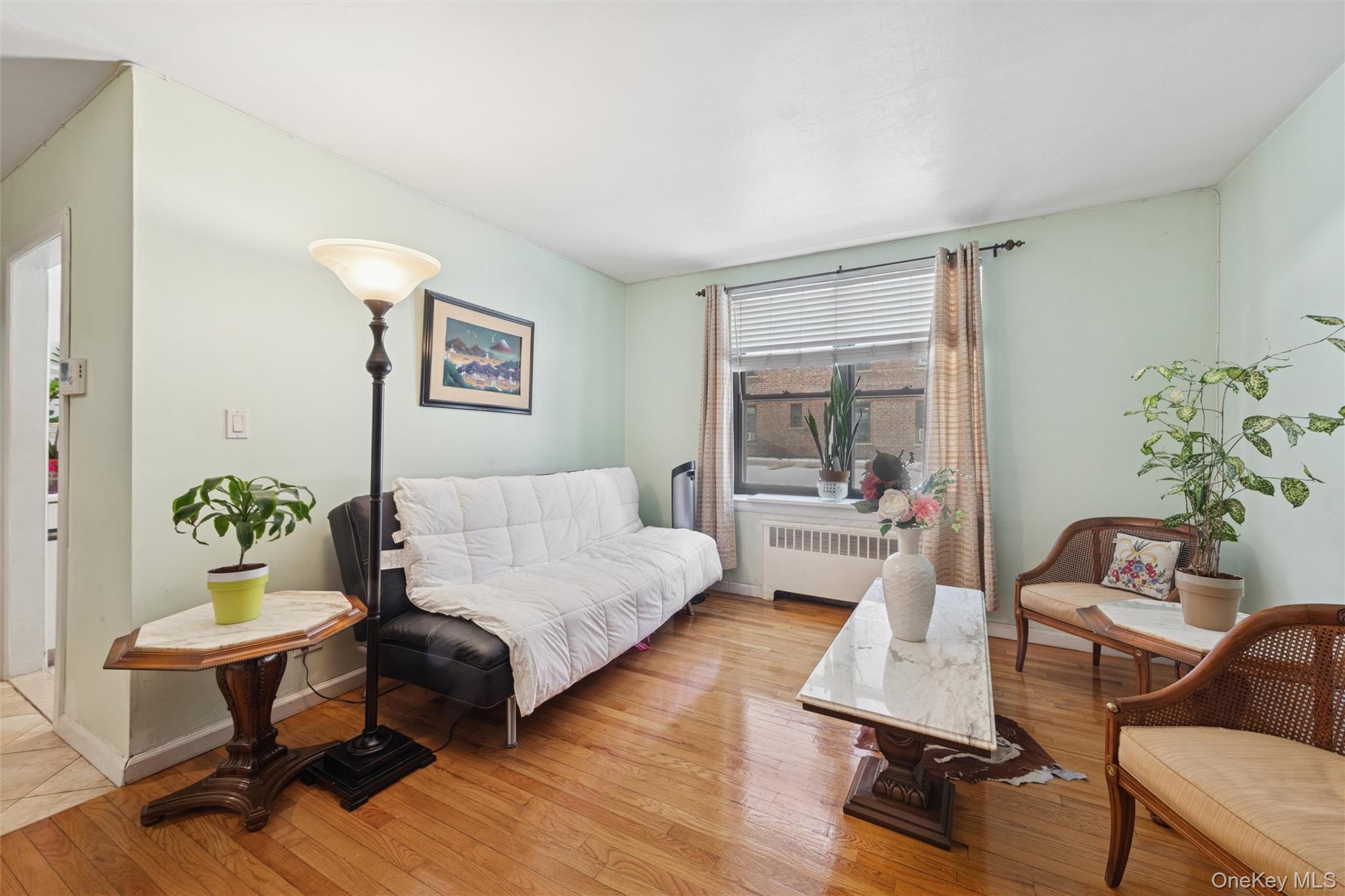 #1 photo, 32-40 92nd Street, Куинс ‖ East Elmhurst , NY 11369