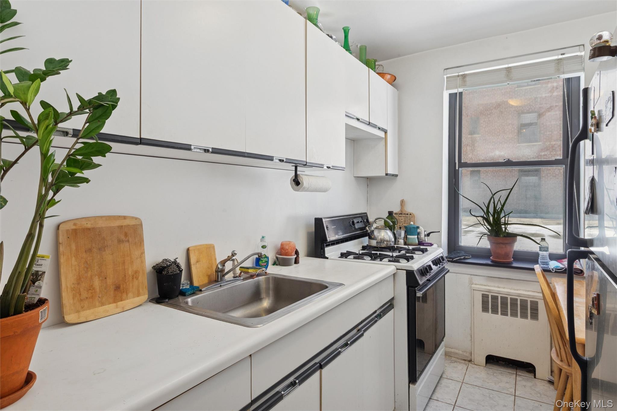 #2 photo, 32-40 92nd Street, Куинс ‖ East Elmhurst , NY 11369