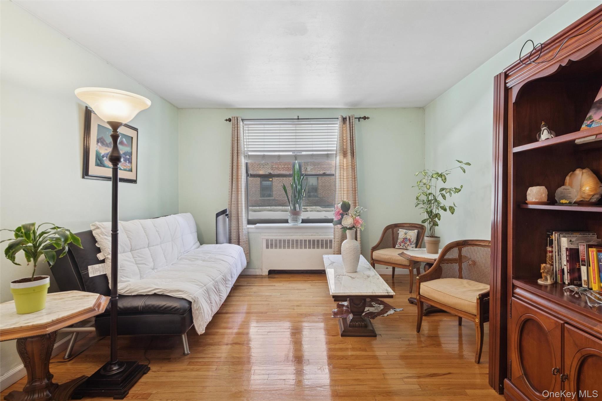 #4 photo, 32-40 92nd Street, Куинс ‖ East Elmhurst , NY 11369