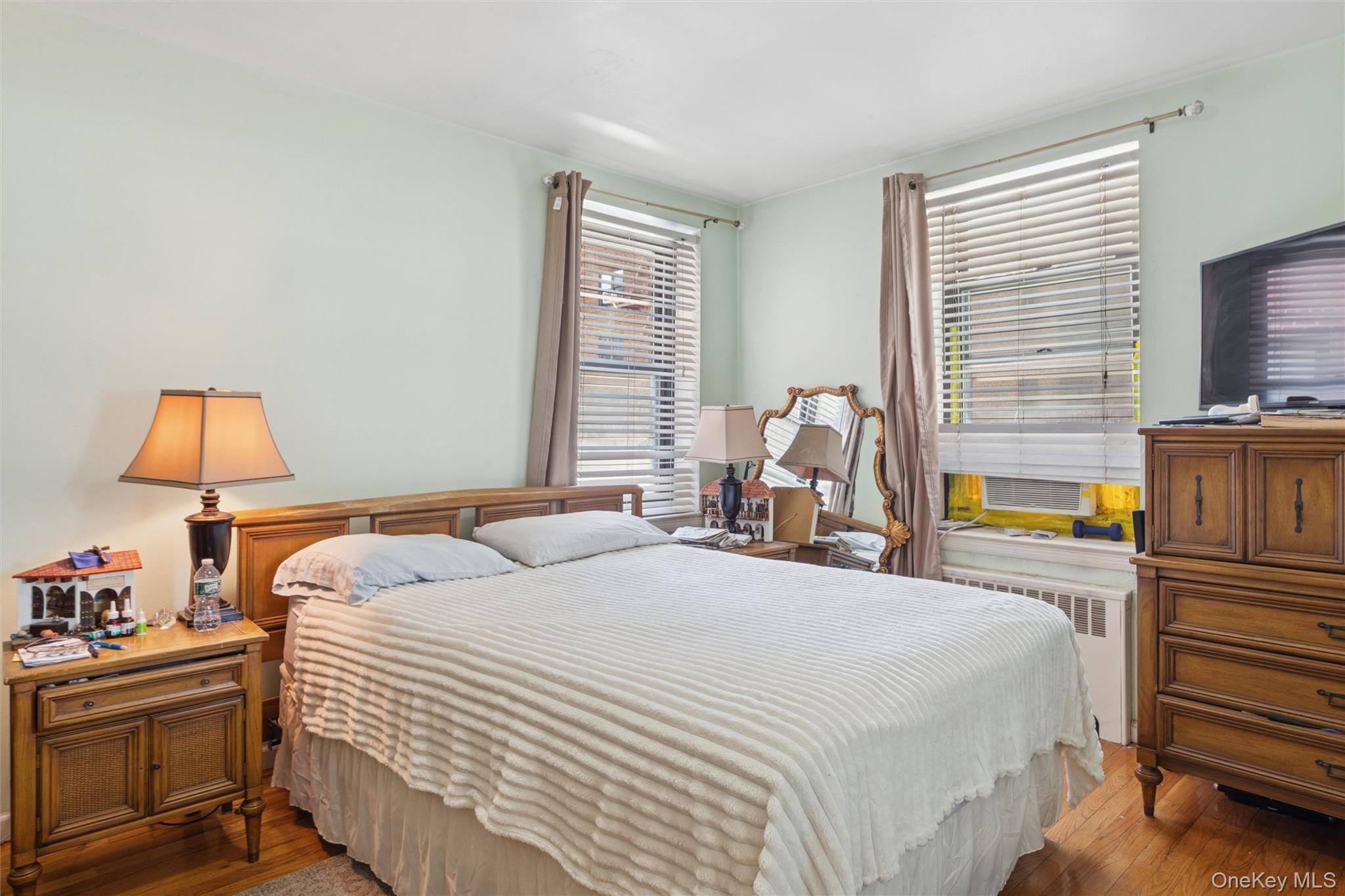 #9 photo, 32-40 92nd Street, Куинс ‖ East Elmhurst , NY 11369