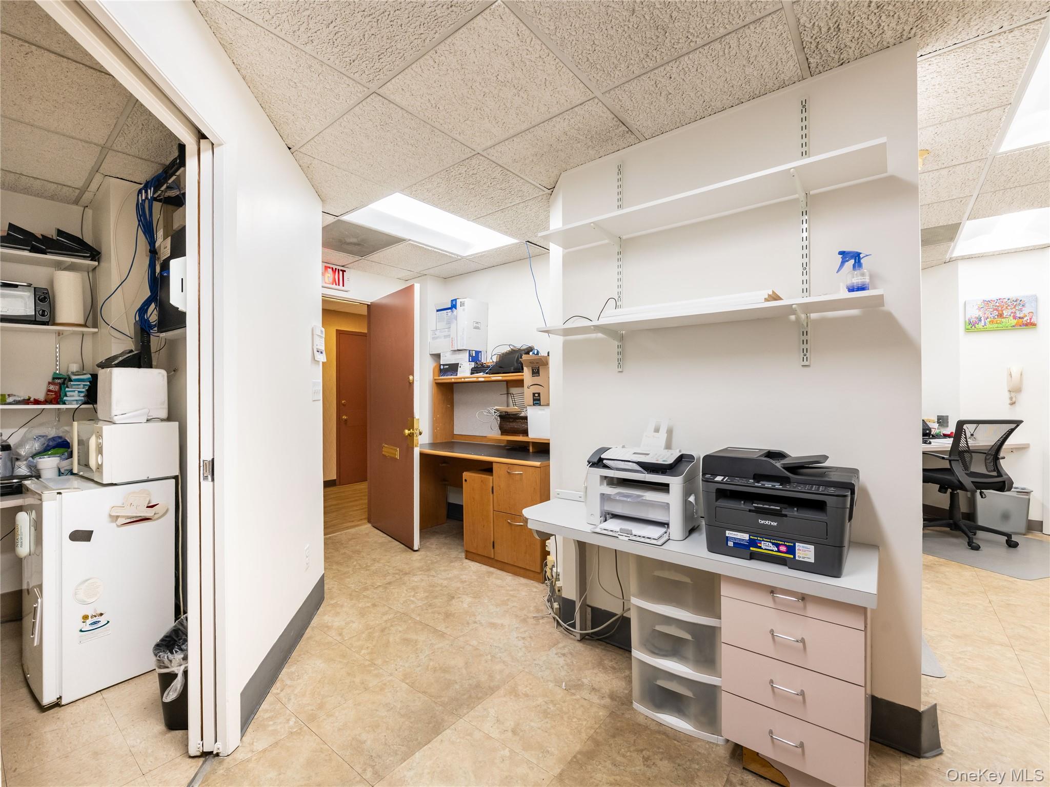 #10 photo, 450 Plandome Road, नासाउ काउंटी Manhasset , NY 11030