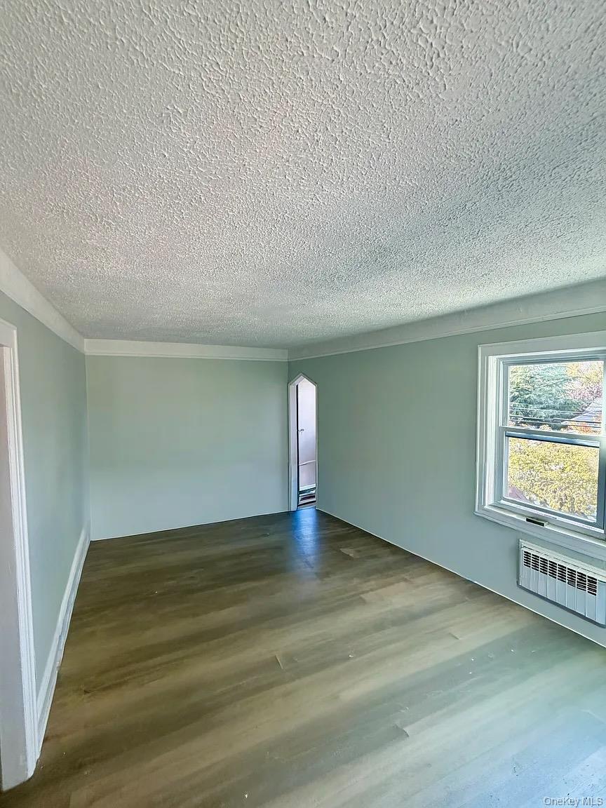 #5 photo, 111 Piccadilly Dwns, नासाउ काउंटी Lynbrook , NY 11563