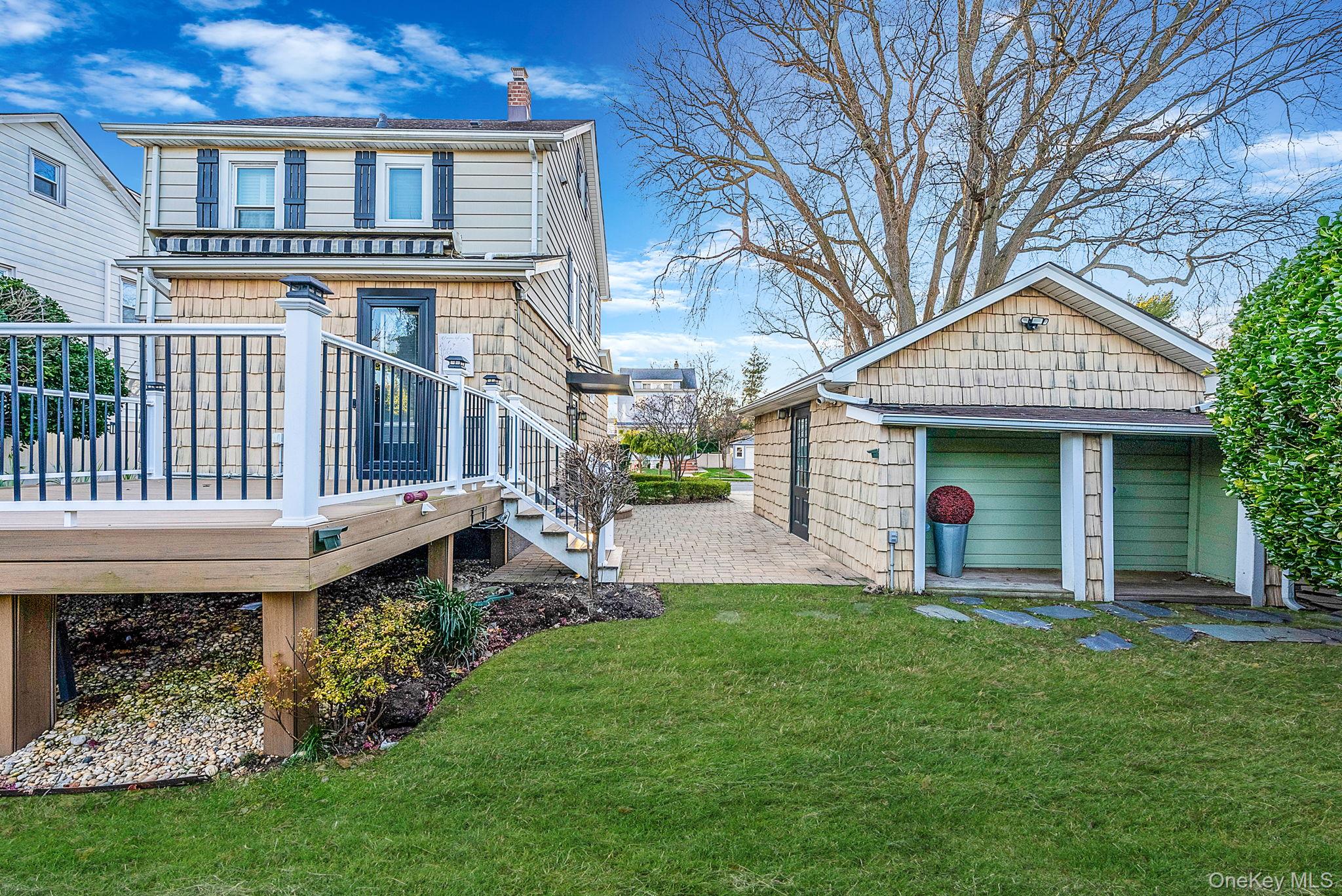 #10 photo, 32 Everett, Lynbrook , NY 11563