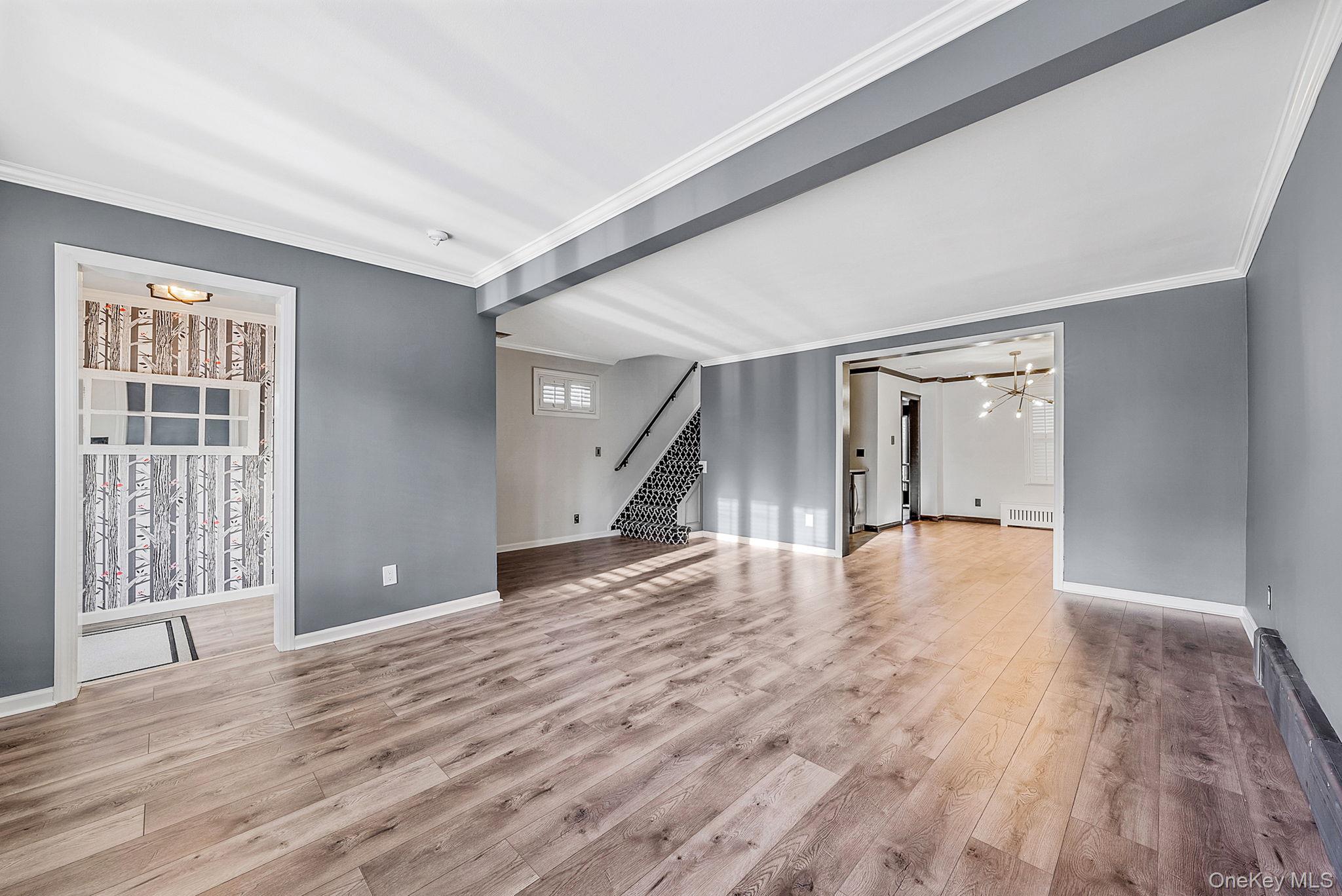 #15 photo, 32 Everett, Lynbrook , NY 11563