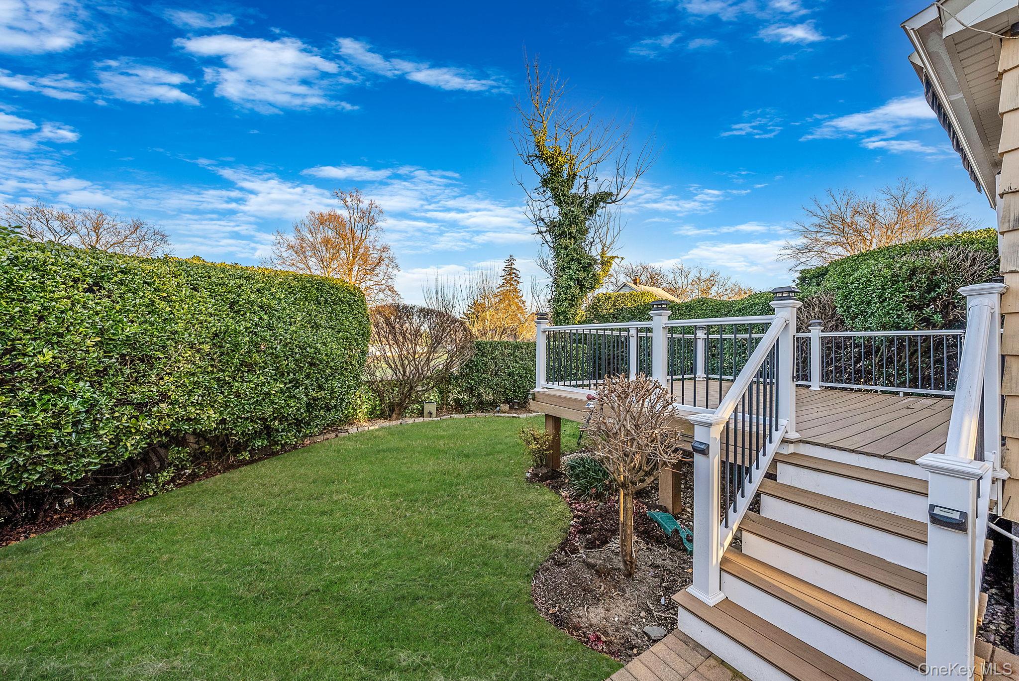 #8 photo, 32 Everett, Lynbrook , NY 11563