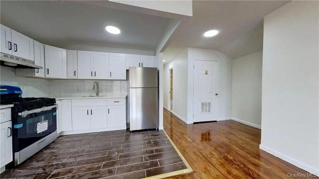 #10 photo, 2407 Brookhaven Avenue, Far Rockaway , NY 11691