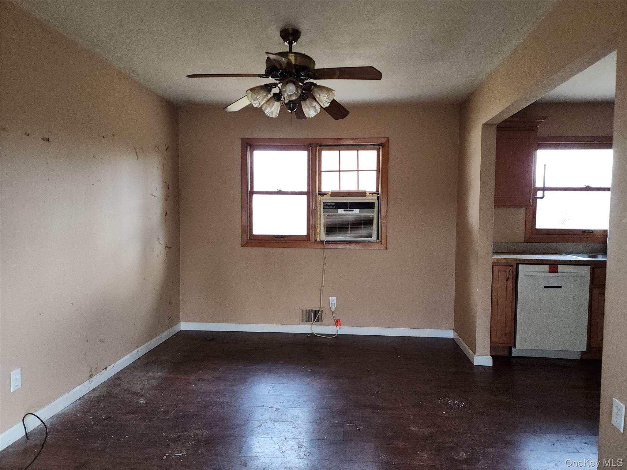 #17 photo, 267 Woodhull Avenue, Port Jefferson Station , NY 11776