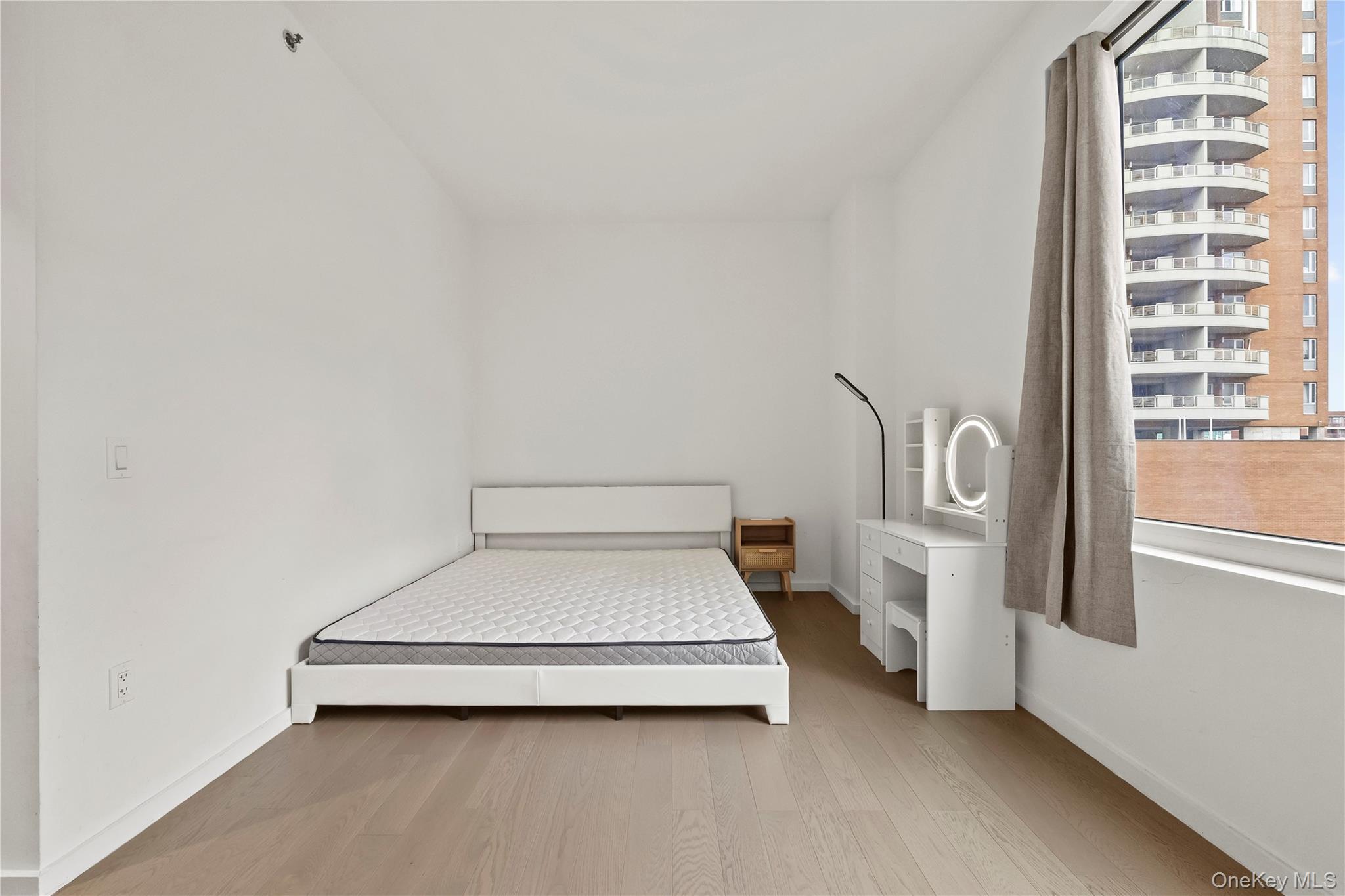 #11 photo, 133-27 39th Avenue, Flushing , NY 11354