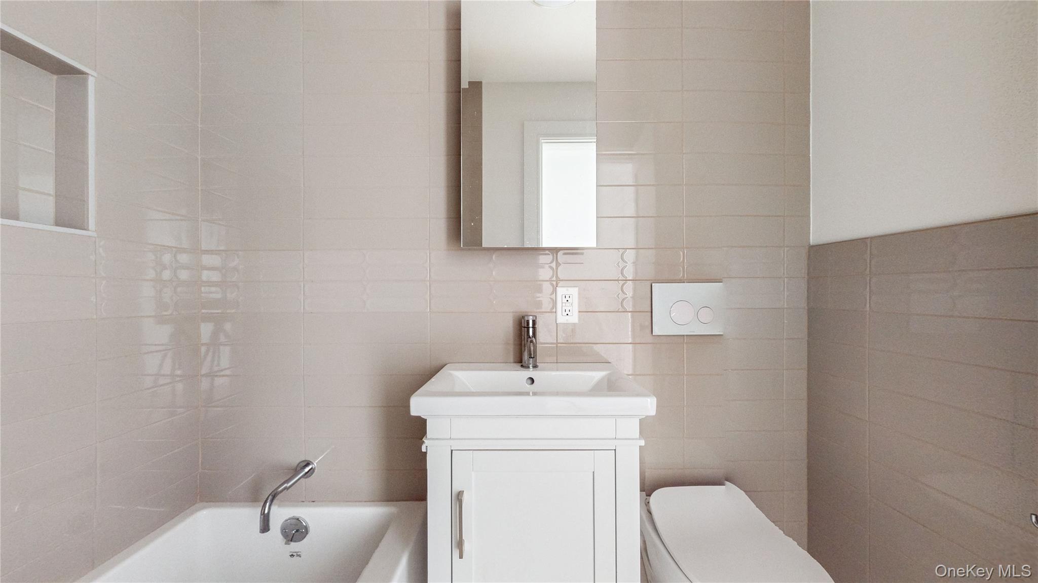 #15 photo, 148-09 Northern Boulevard, 플러싱 Flushing , NY 11354