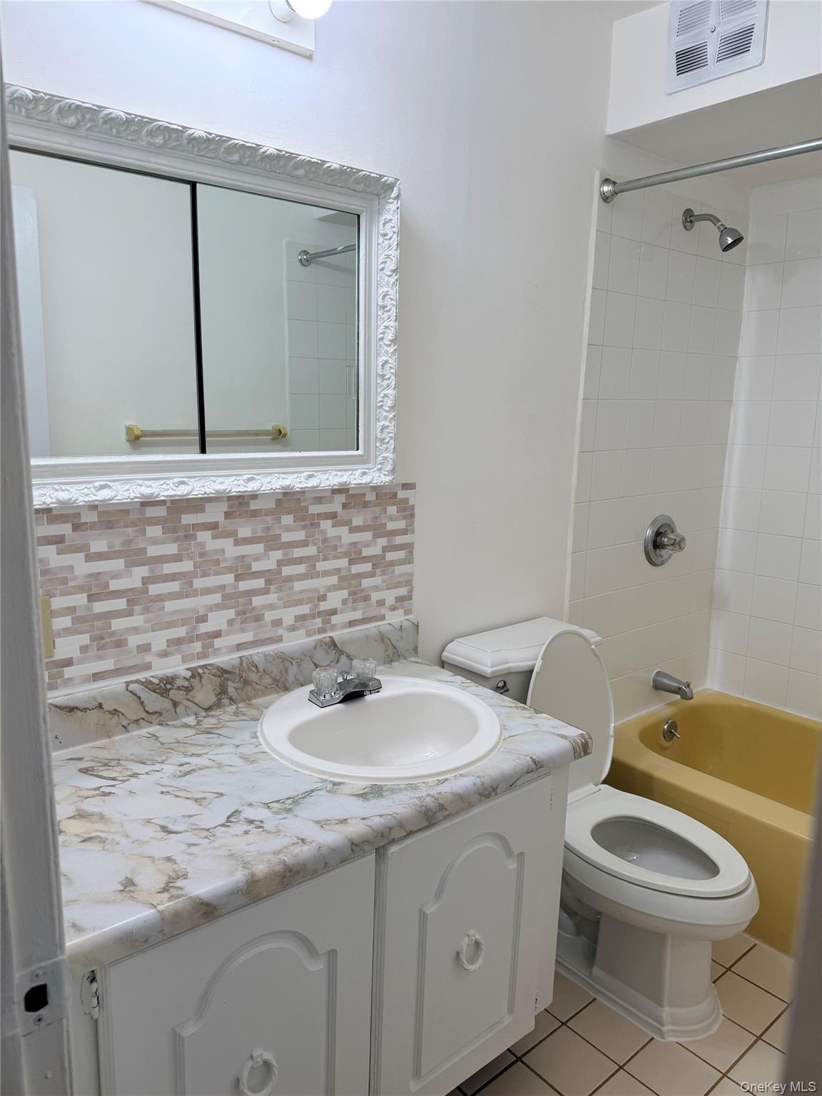 #5 photo, 14933 88th Street, Howard Beach , NY 11414