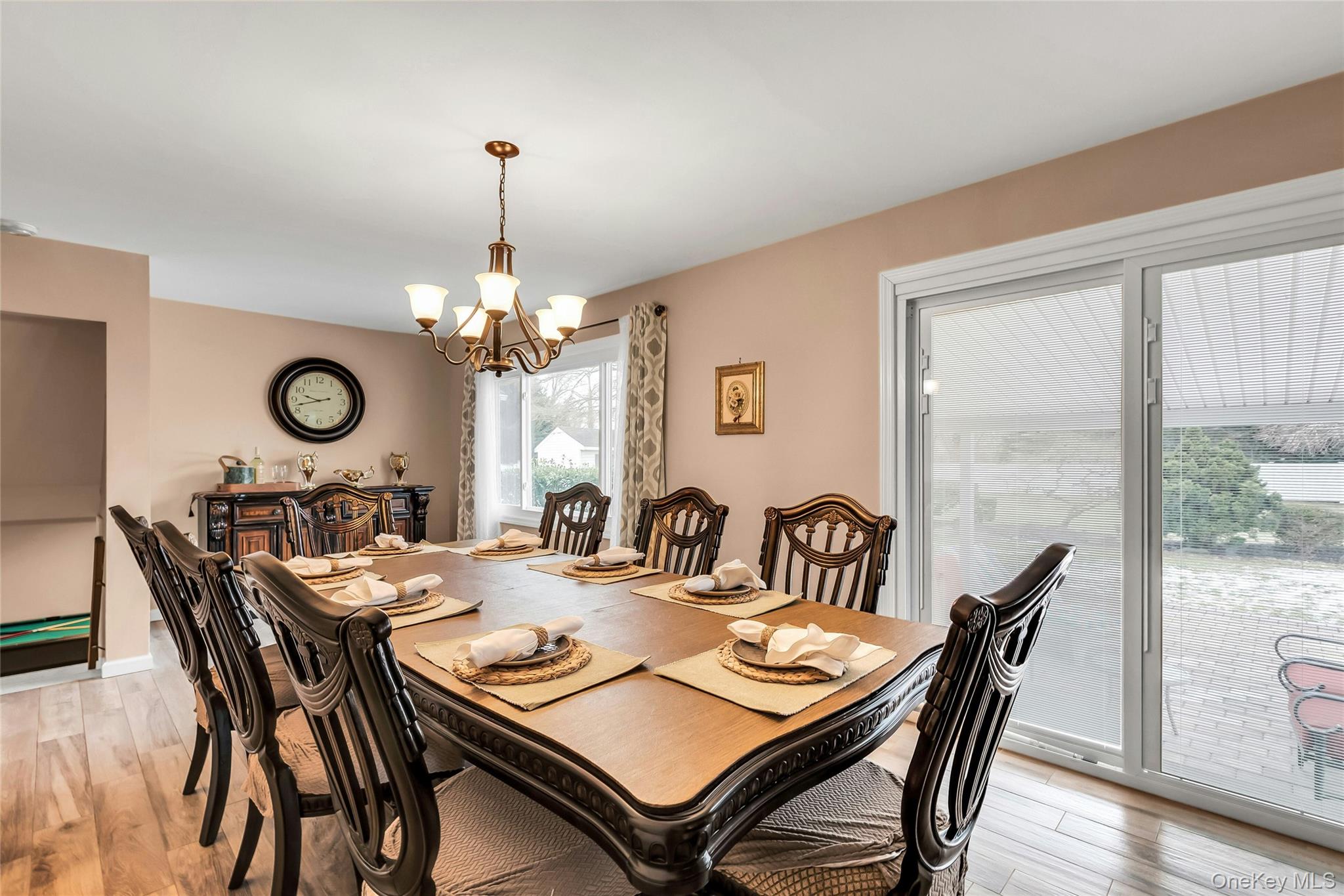 #11 photo, 360 Locust Avenue, Oakdale , NY 11769