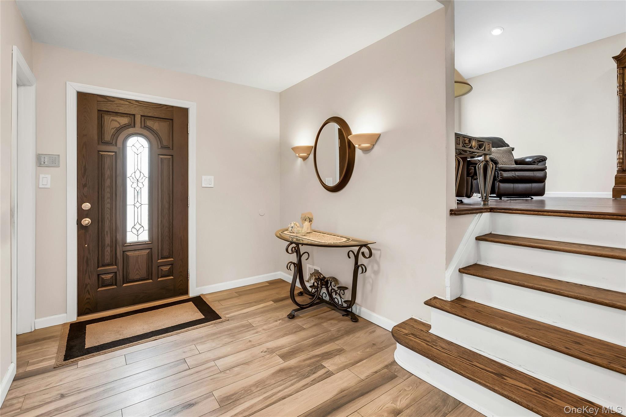 #3 photo, 360 Locust Avenue, Oakdale , NY 11769