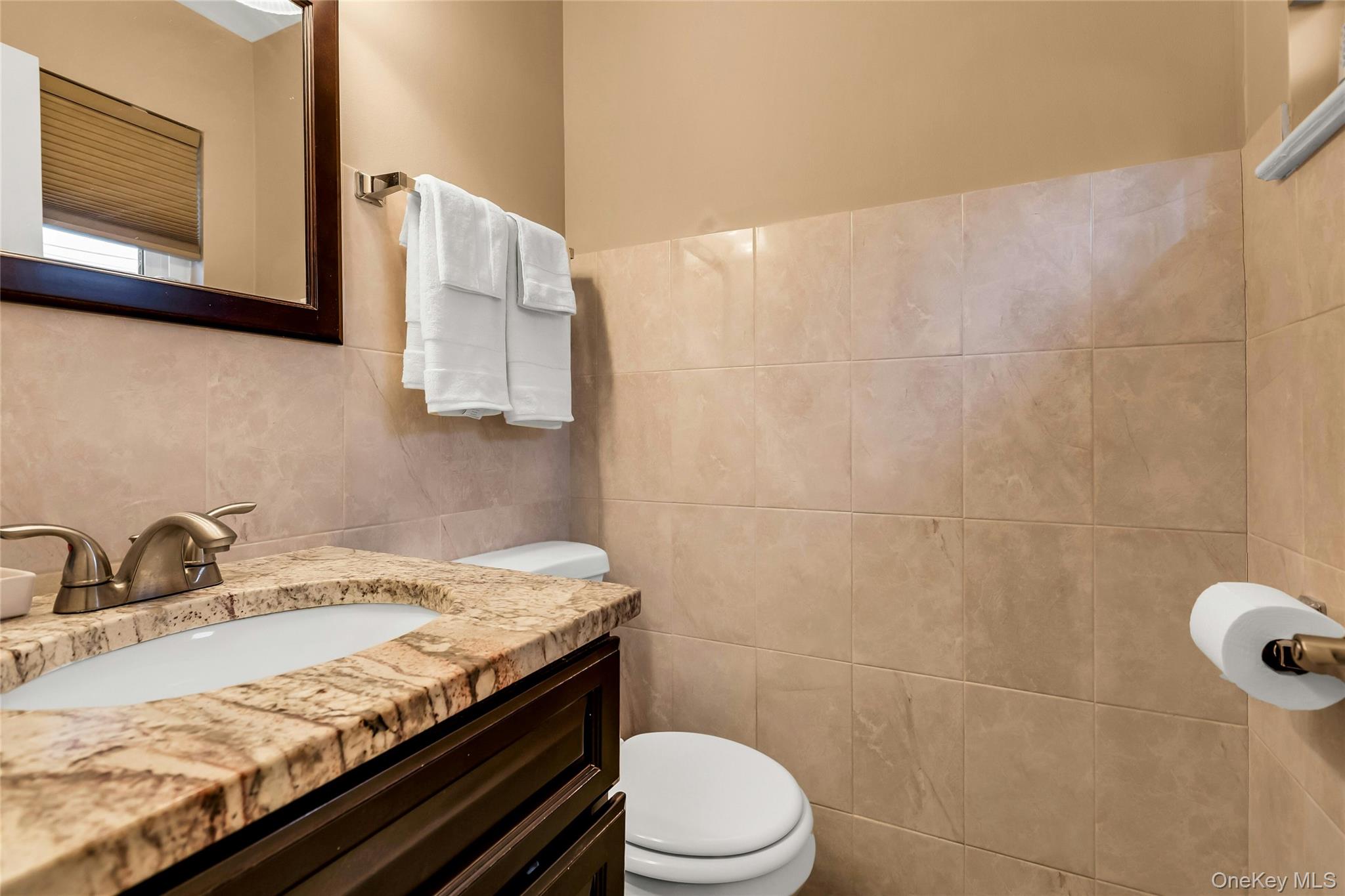 #9 photo, 360 Locust Avenue, Oakdale , NY 11769