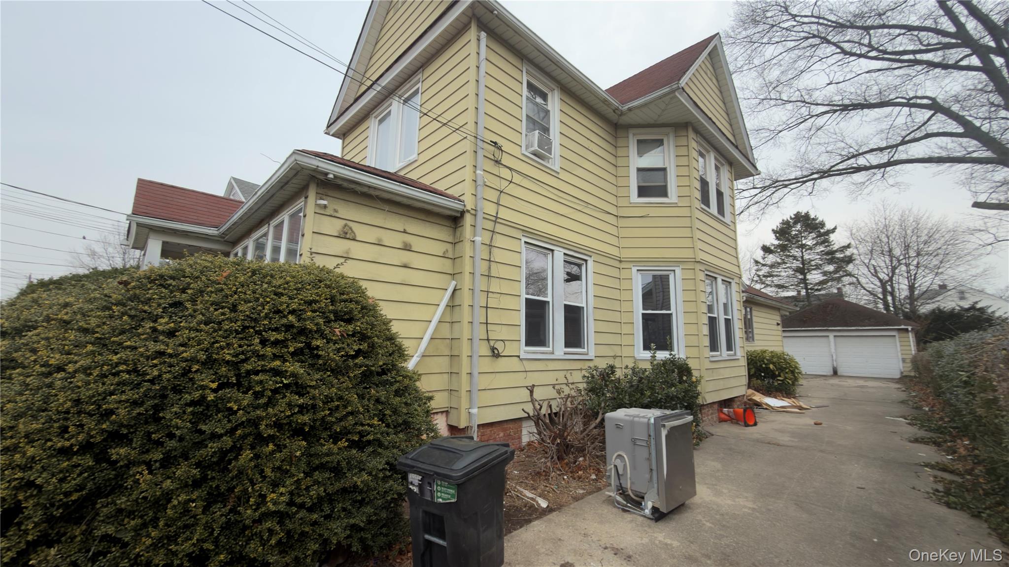 #5 photo, 225 Church Street, Нассау ‖ Freeport , NY 11520