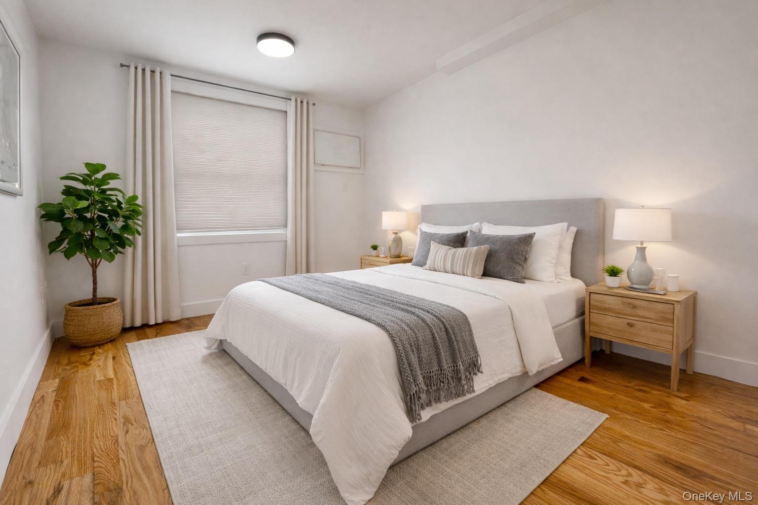 #6 photo, 74-13 Hillmeyer Avenue, कुईंस Arverne , NY 11692