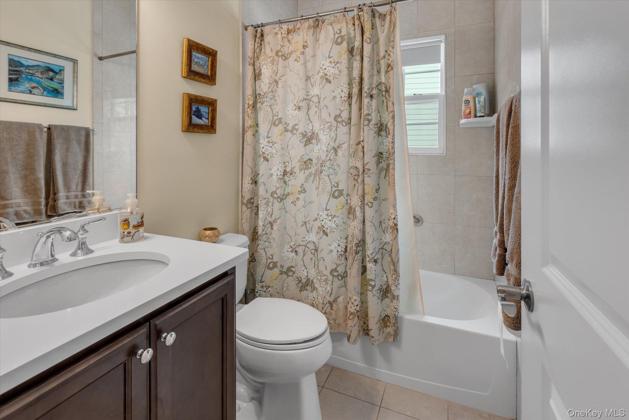 #17 photo, 390 Stonecrop Road, Aquebogue , NY 11931