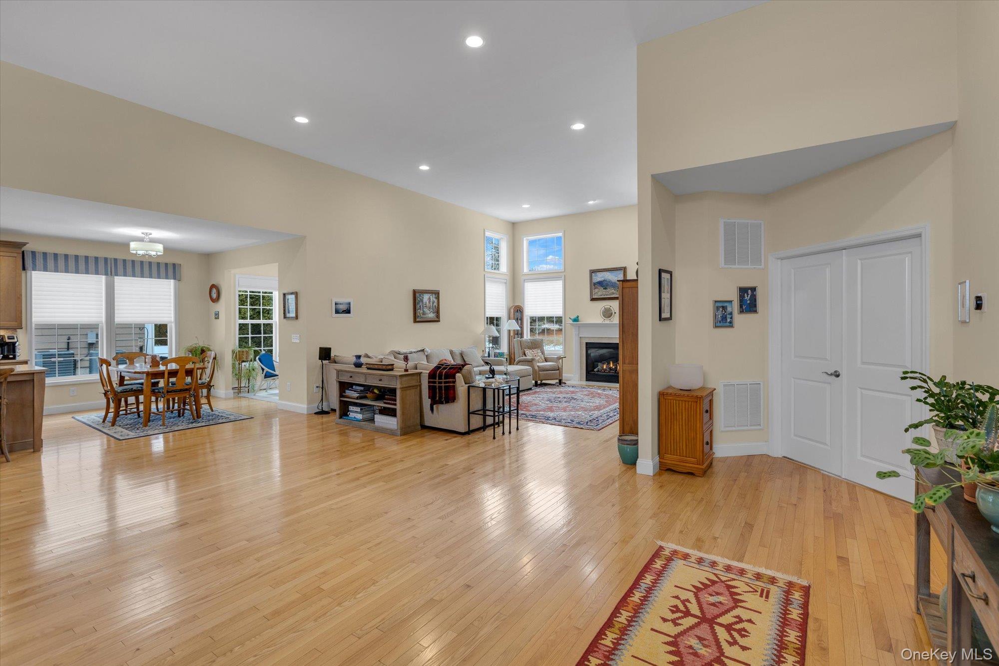 #3 photo, 390 Stonecrop Road, Aquebogue , NY 11931