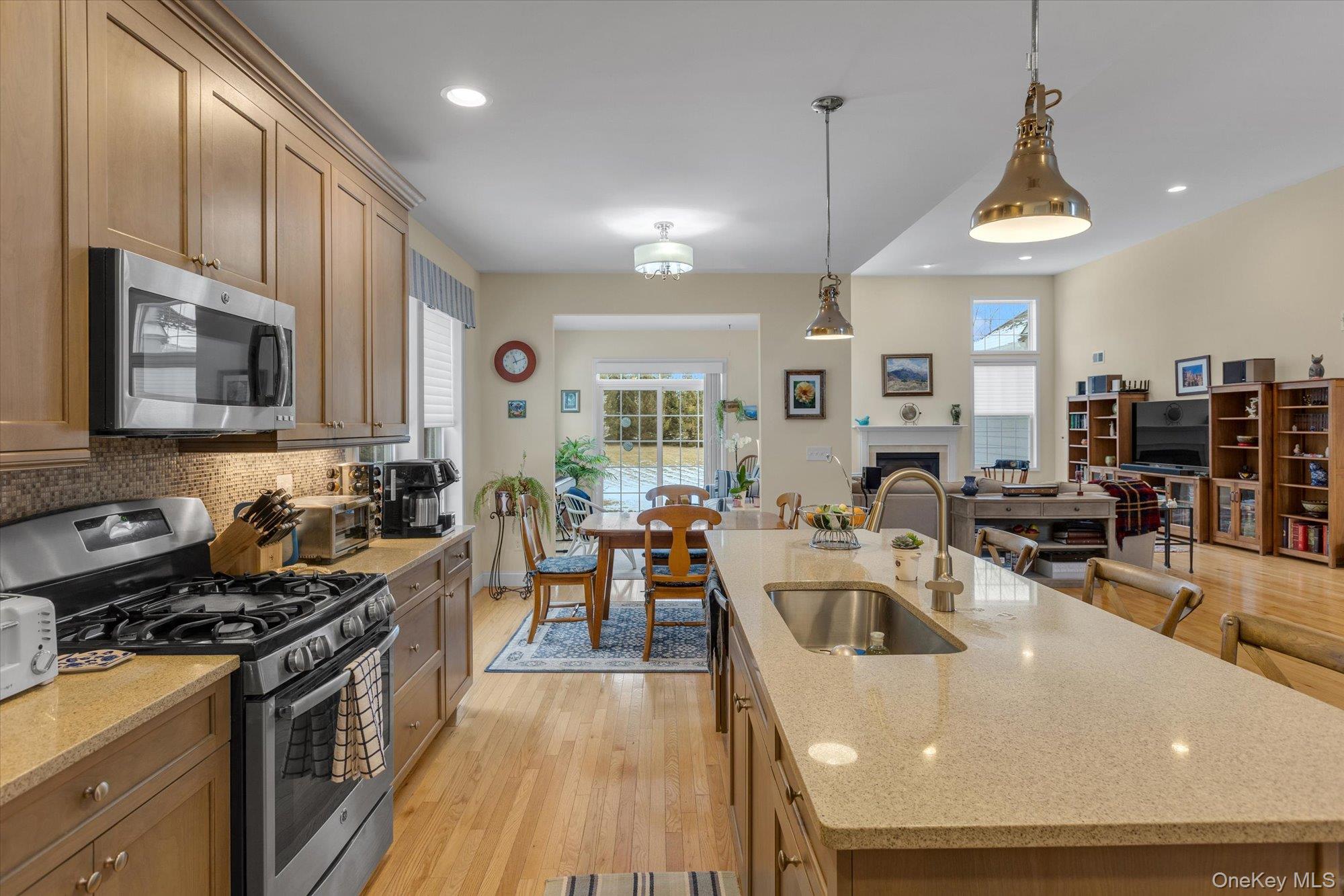 #7 photo, 390 Stonecrop Road, Aquebogue , NY 11931