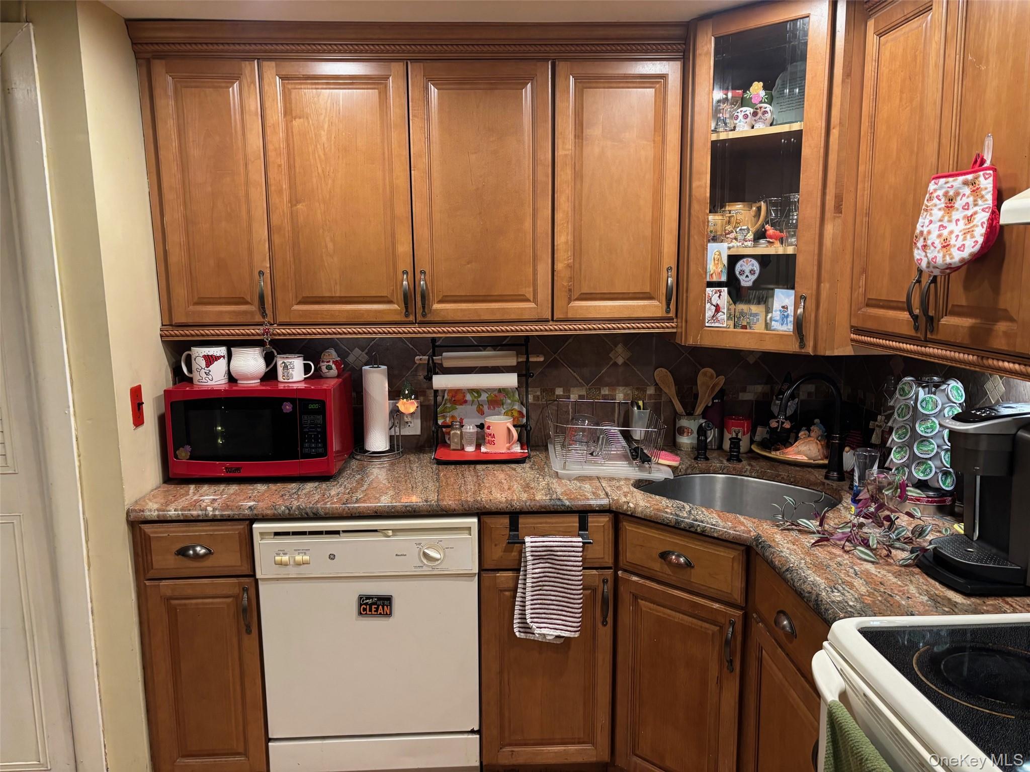 #2 photo, 6 Arden, Farmingville , NY 11738