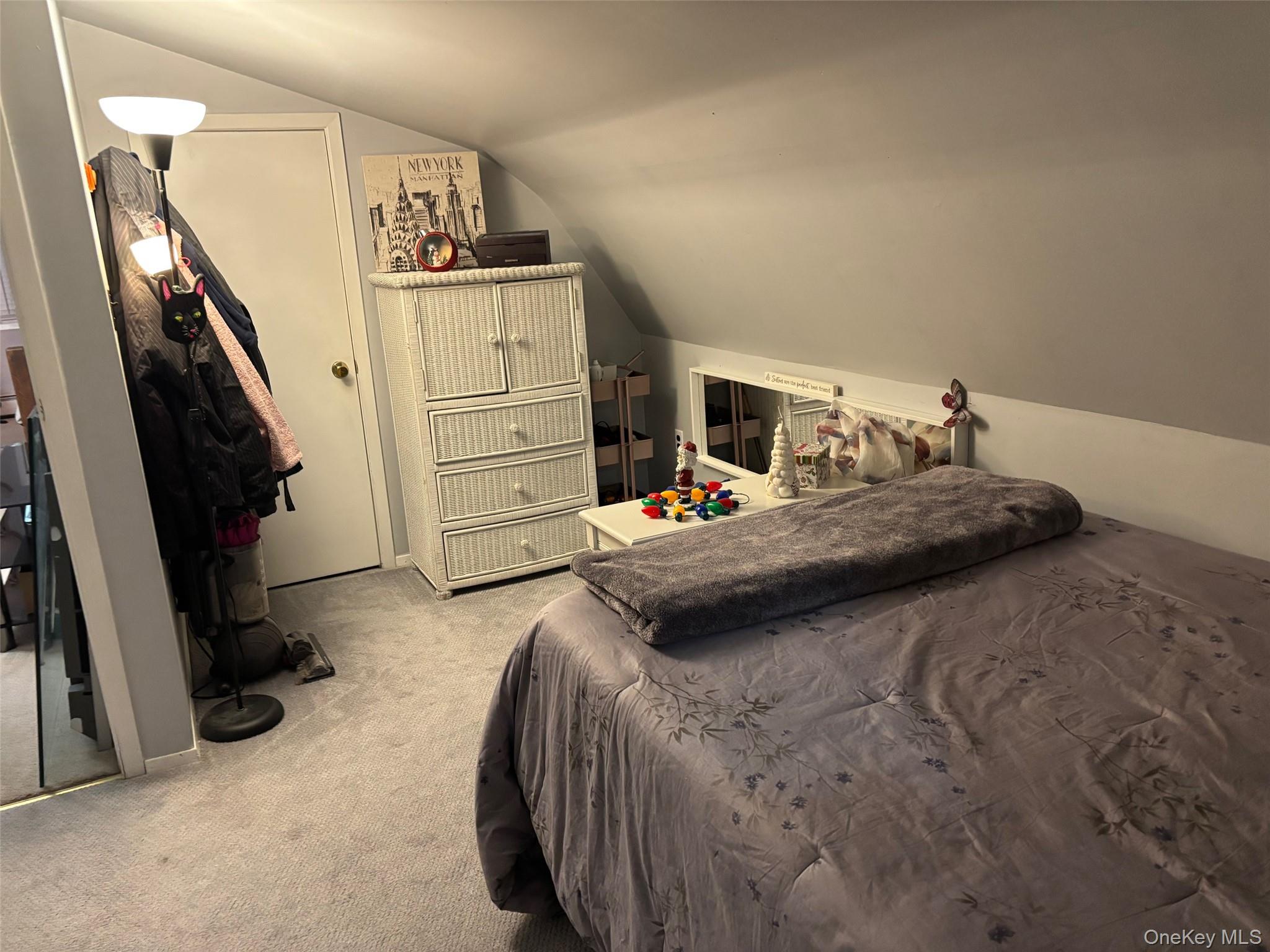 #7 photo, 6 Arden, Farmingville , NY 11738