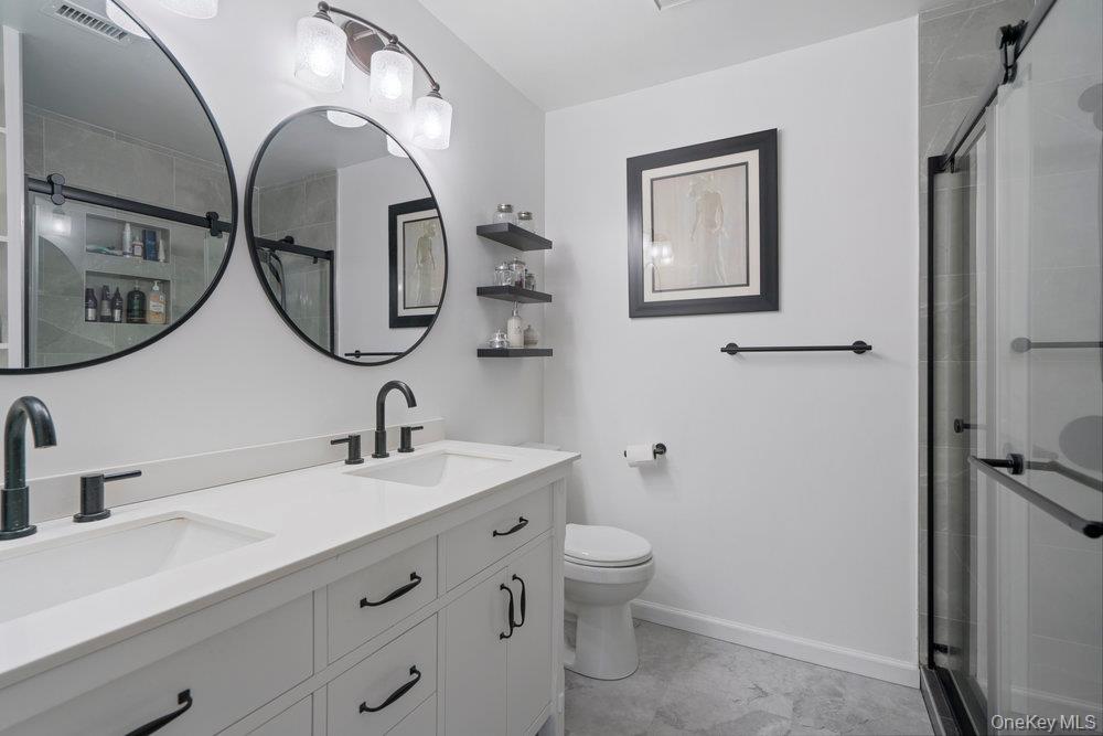 #16 photo, 824 Birchwood Park Drive, سوفولك Middle Island , NY 11953