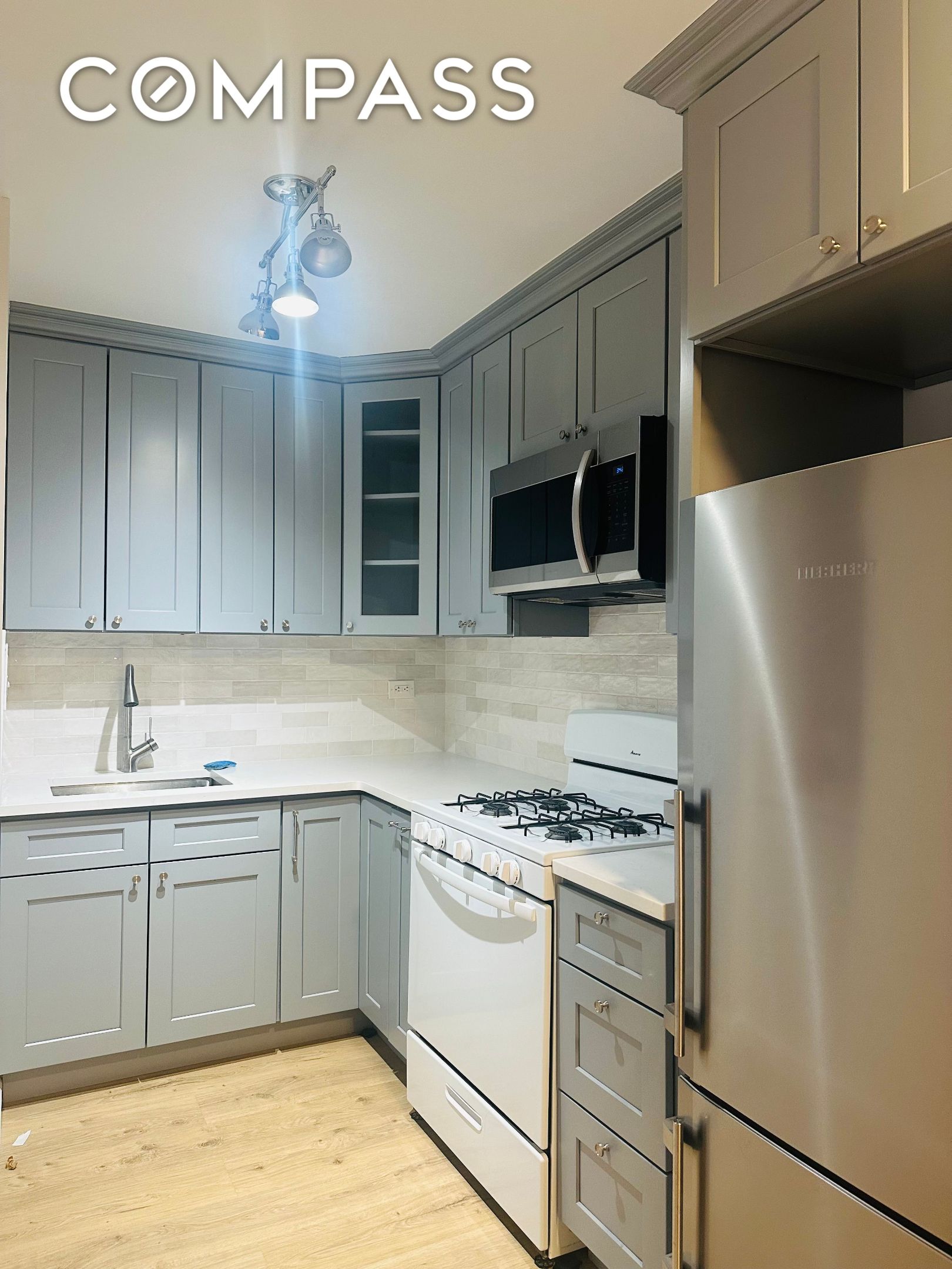 #2 photo, 39-60 54th Street, Woodside , NY 11377