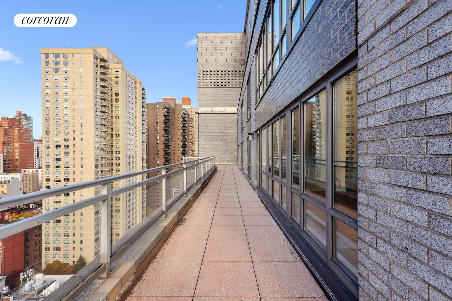 #13 photo, New York City, 曼哈頓 上东城 Yorkville , NY 10128