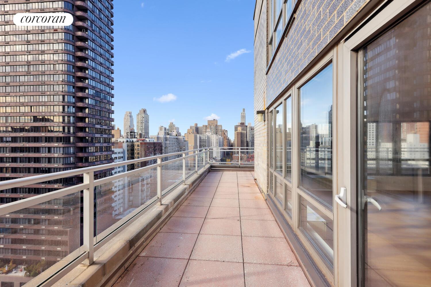 #14 photo, New York City, 曼哈頓 上东城 Yorkville , NY 10128