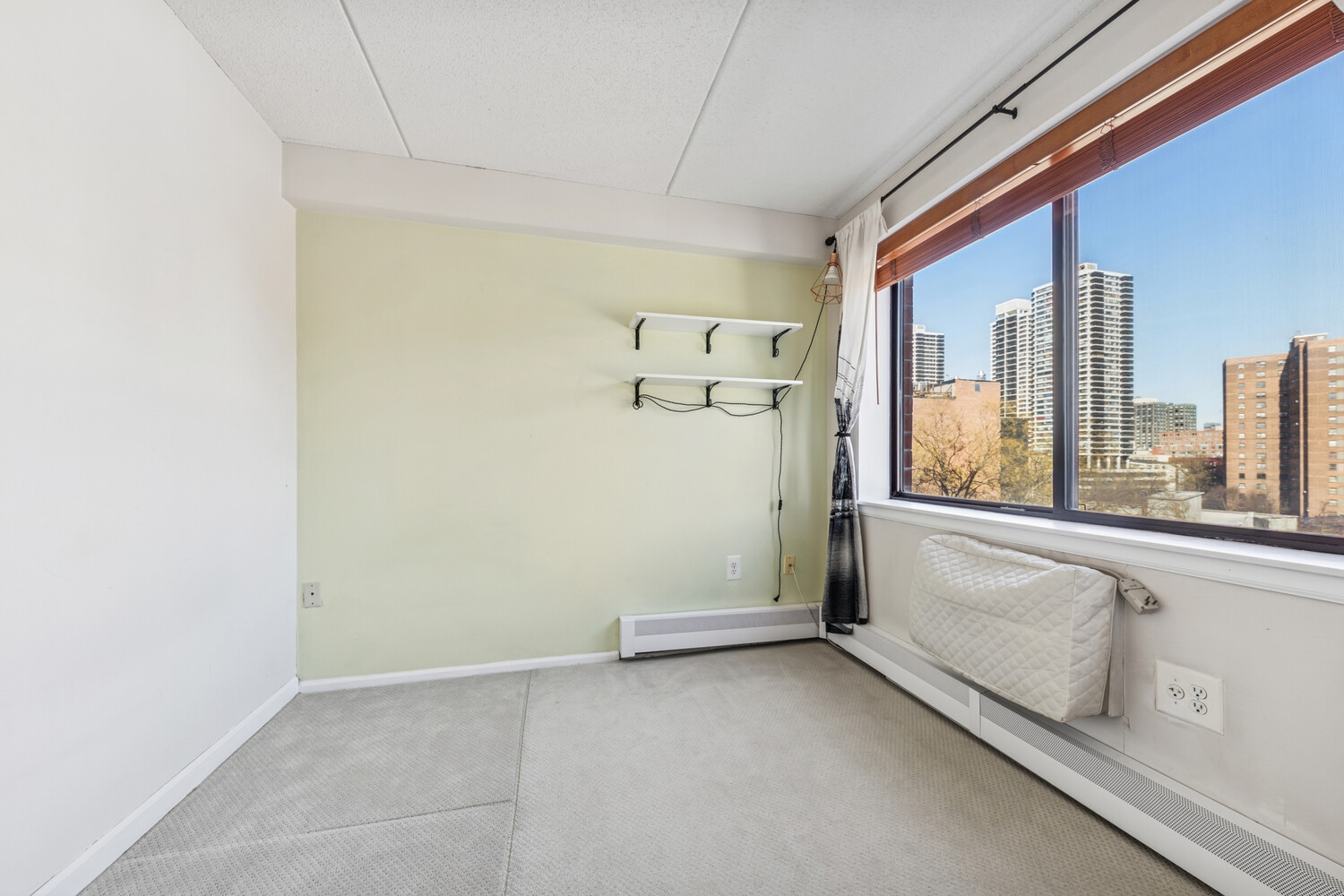 #4 photo, 333 E 119TH Street, East Harlem , NY 10035