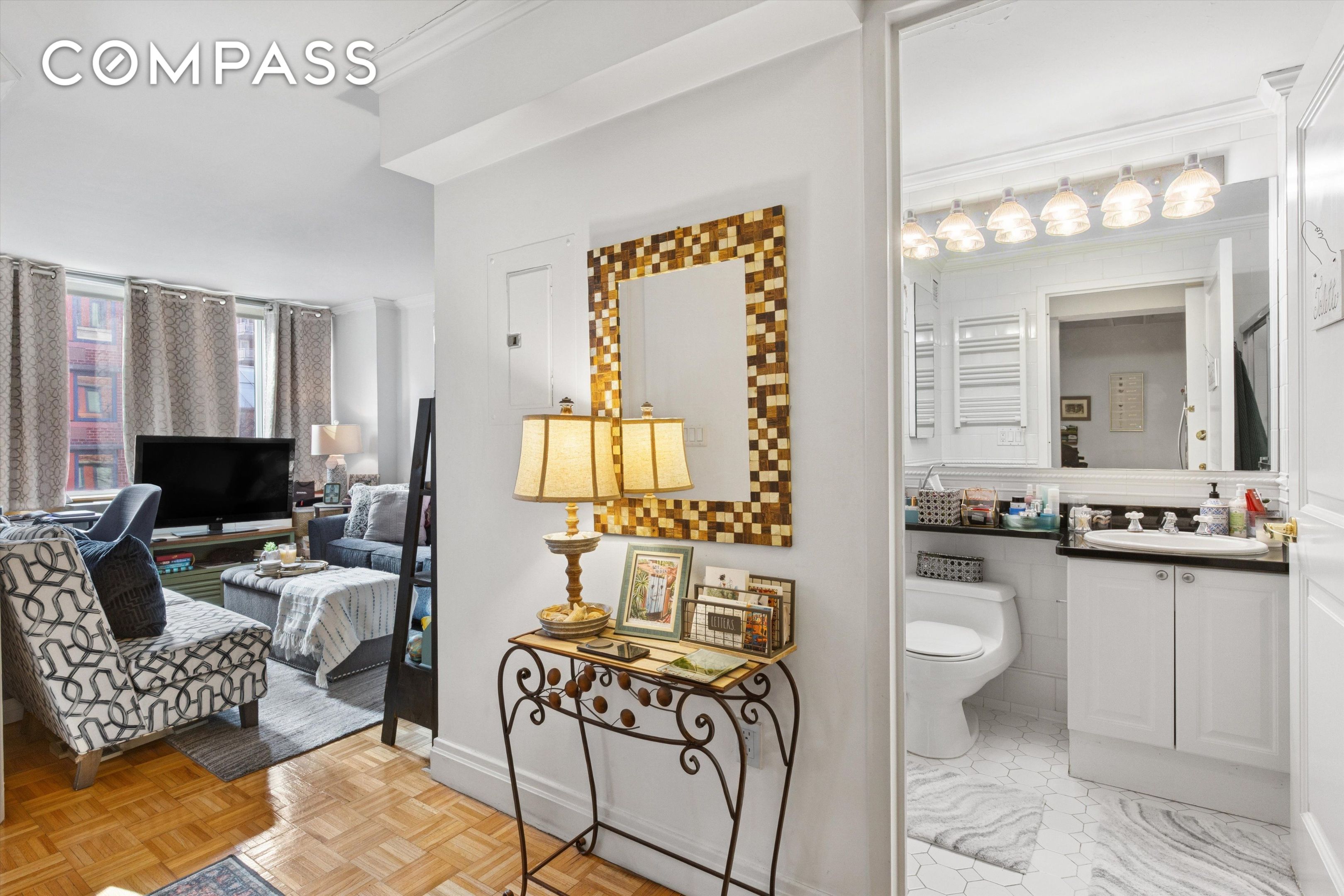 #7 photo, 404 E 76th Street, Lenox Hill , NY 10021