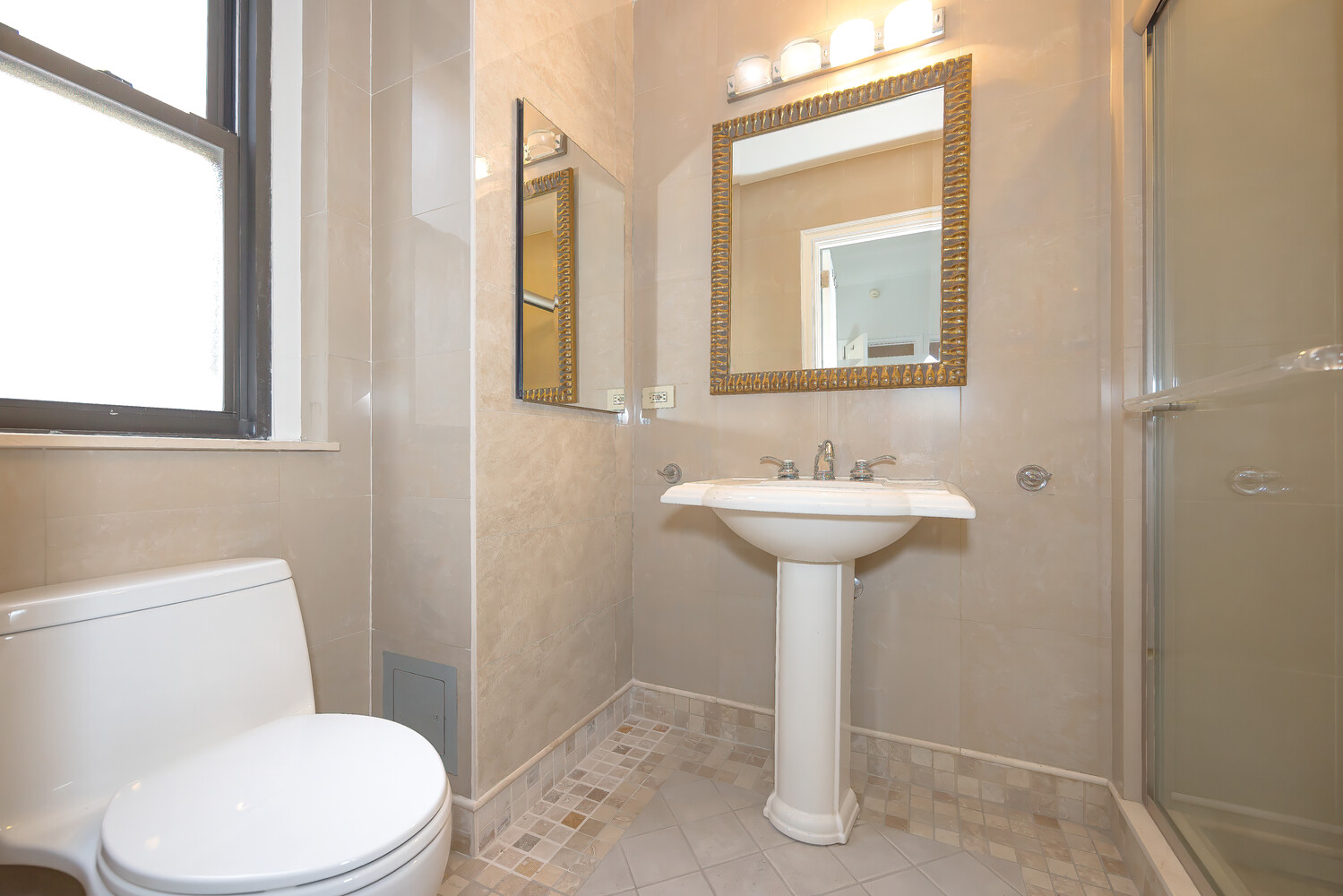 #3 photo, New York City, מנהטן Lenox Hill , NY 10075