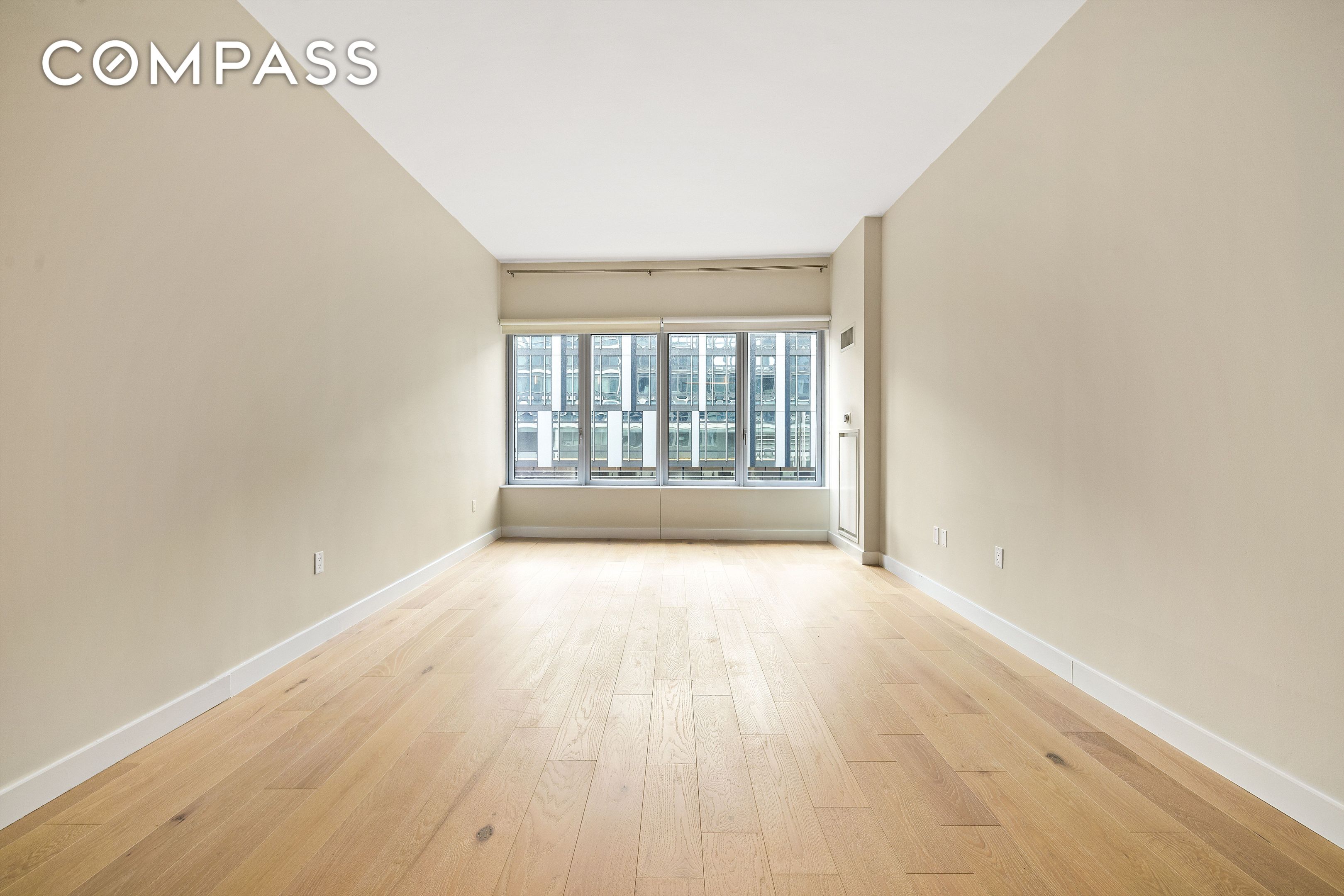 #4 photo, 2 Northside Piers, Williamsburg , NY 11249