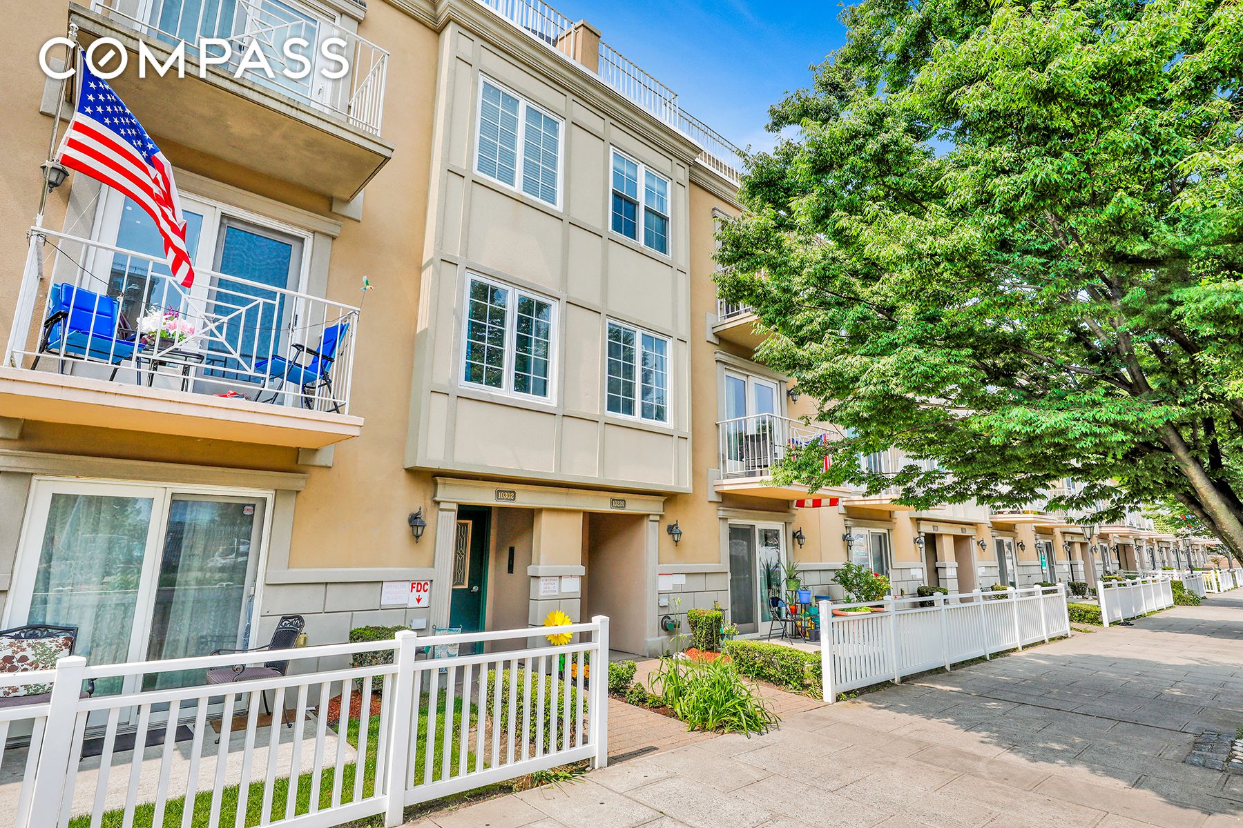 #4 photo, 102-20 Rockaway Beach Boulevard, كوينز Rockaway Park , NY 11694