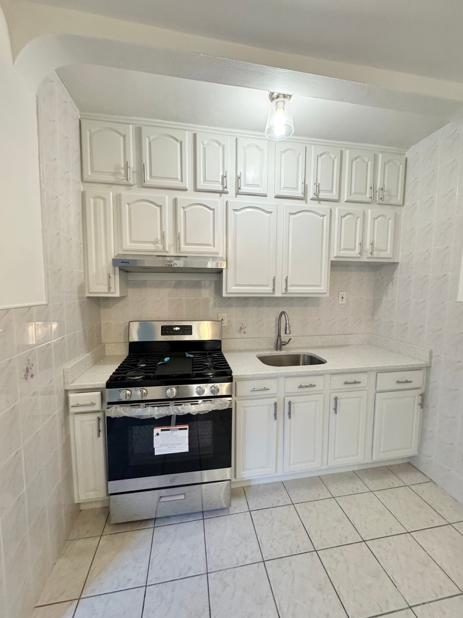 #4 photo, 63-60 102nd Street, कुईंस Rego Park , NY 11374