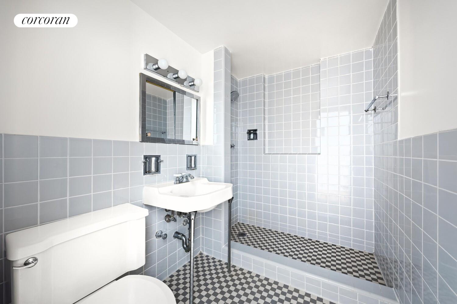 #10 photo, 150 E 77TH Street, मैनहटन Lenox Hill , NY 10075