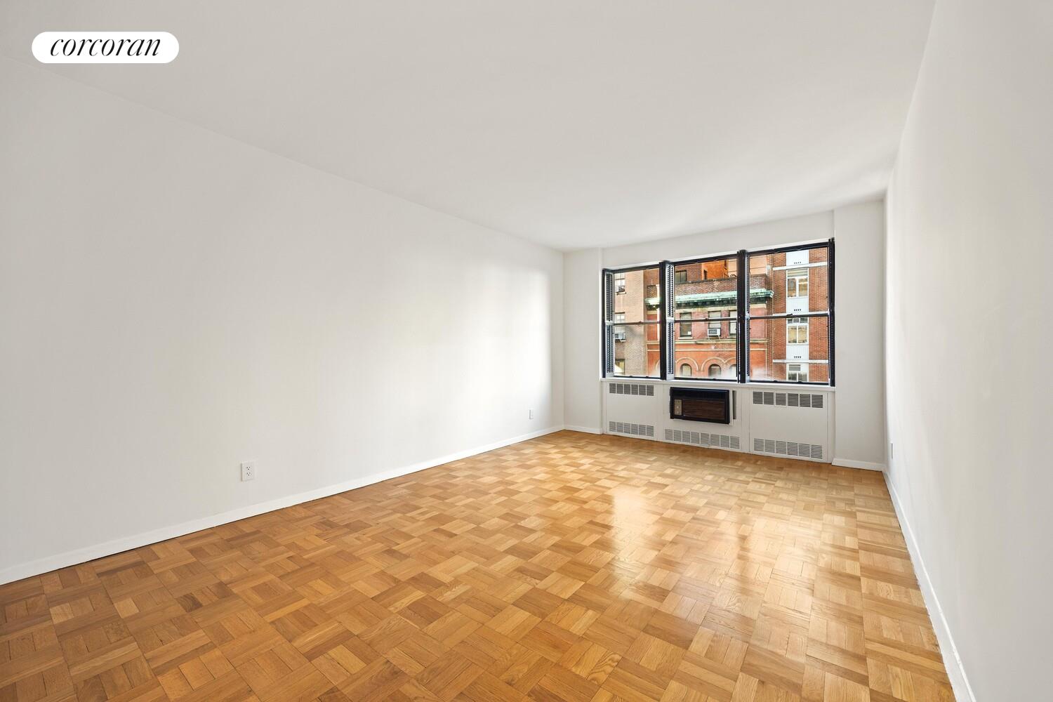 #21 photo, 150 E 77TH Street, मैनहटन Lenox Hill , NY 10075