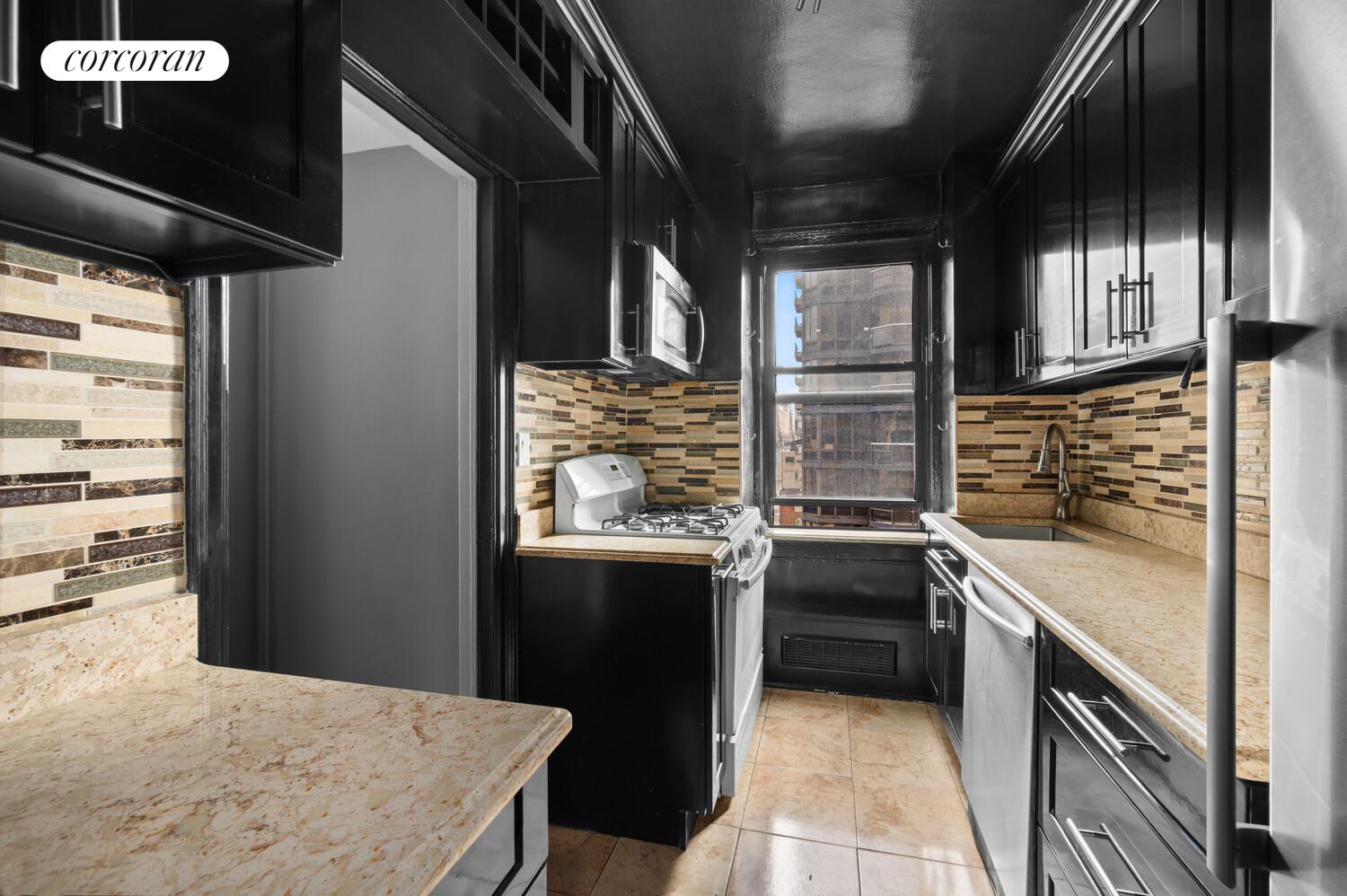 #18 photo, 400 E 59TH Street, Sutton Place , NY 10022