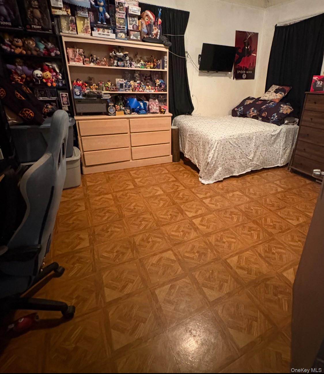 #13 photo, 1521 Zerega Avenue, Bronx , NY 10462